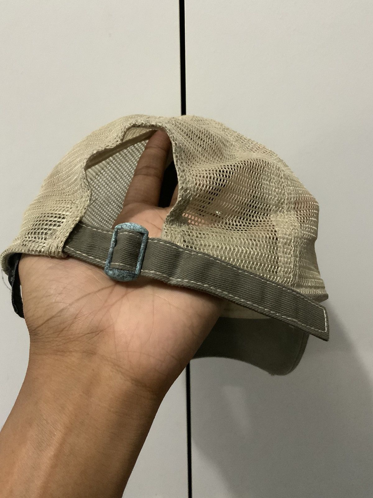 Hat Club SpostMan Jeep Girl Distressed Fade Trucker Hat Size ONE SIZE - 10 Thumbnail