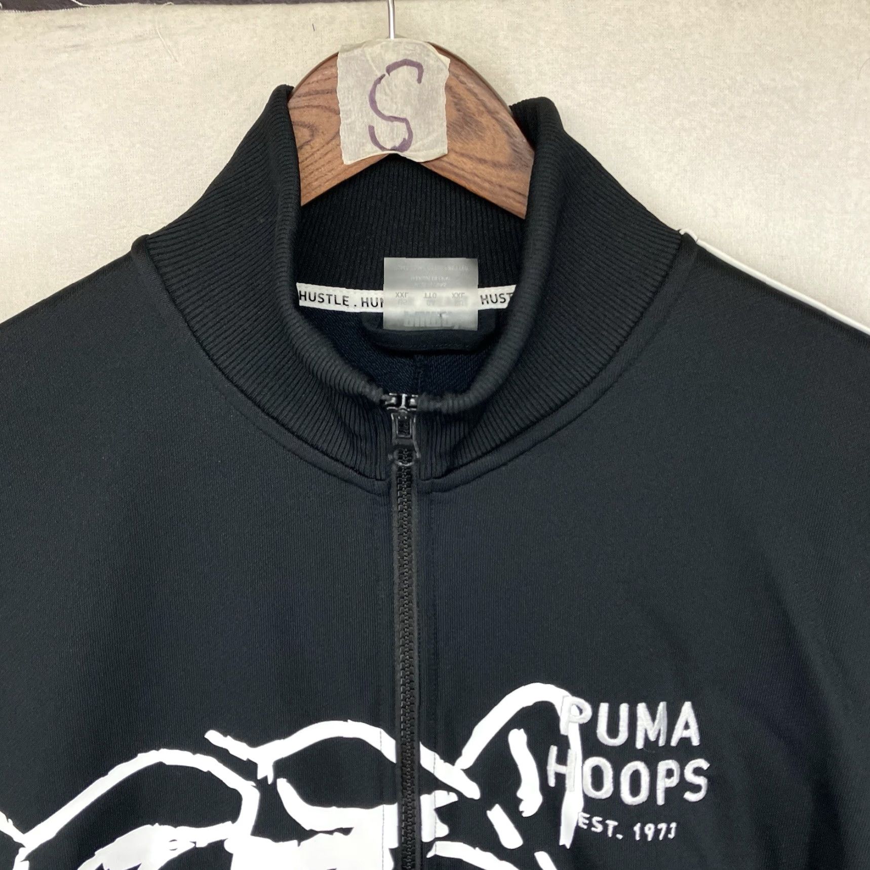 Puma PUMA DIDN'T FLINCH 73 JACKET Track Sweat Shirt Graphic Logo Men 2XL Black Full Zip Stand-Up Collar Long Sleeve Fleece Regular Fit Sportswear Size US XXL / EU 58 / 5 - 6 Thumbnail