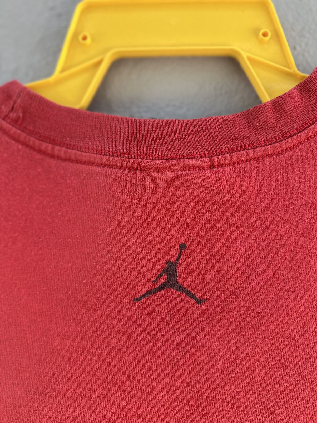 NBA Vintage Michael Jordan Big Face Jump Man Faded Tee Size US M / EU 48-50 / 2 - 9 Thumbnail