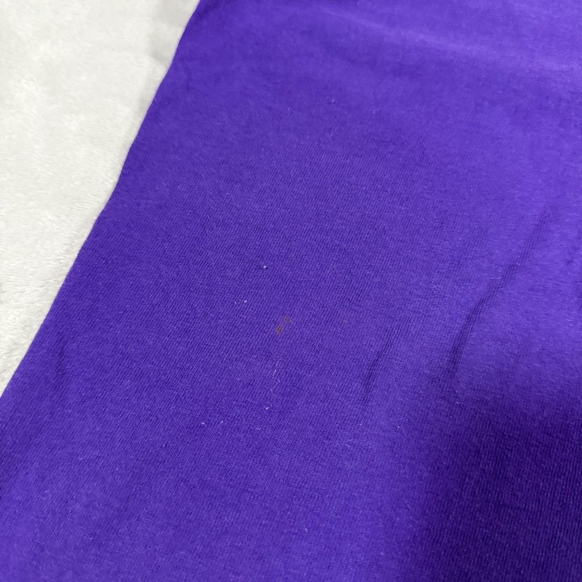 Fruit Of The Loom Vintage Fruit Of The Loom Purple T-Shirt Mens Large Size US L / EU 52-54 / 3 - 4 Thumbnail
