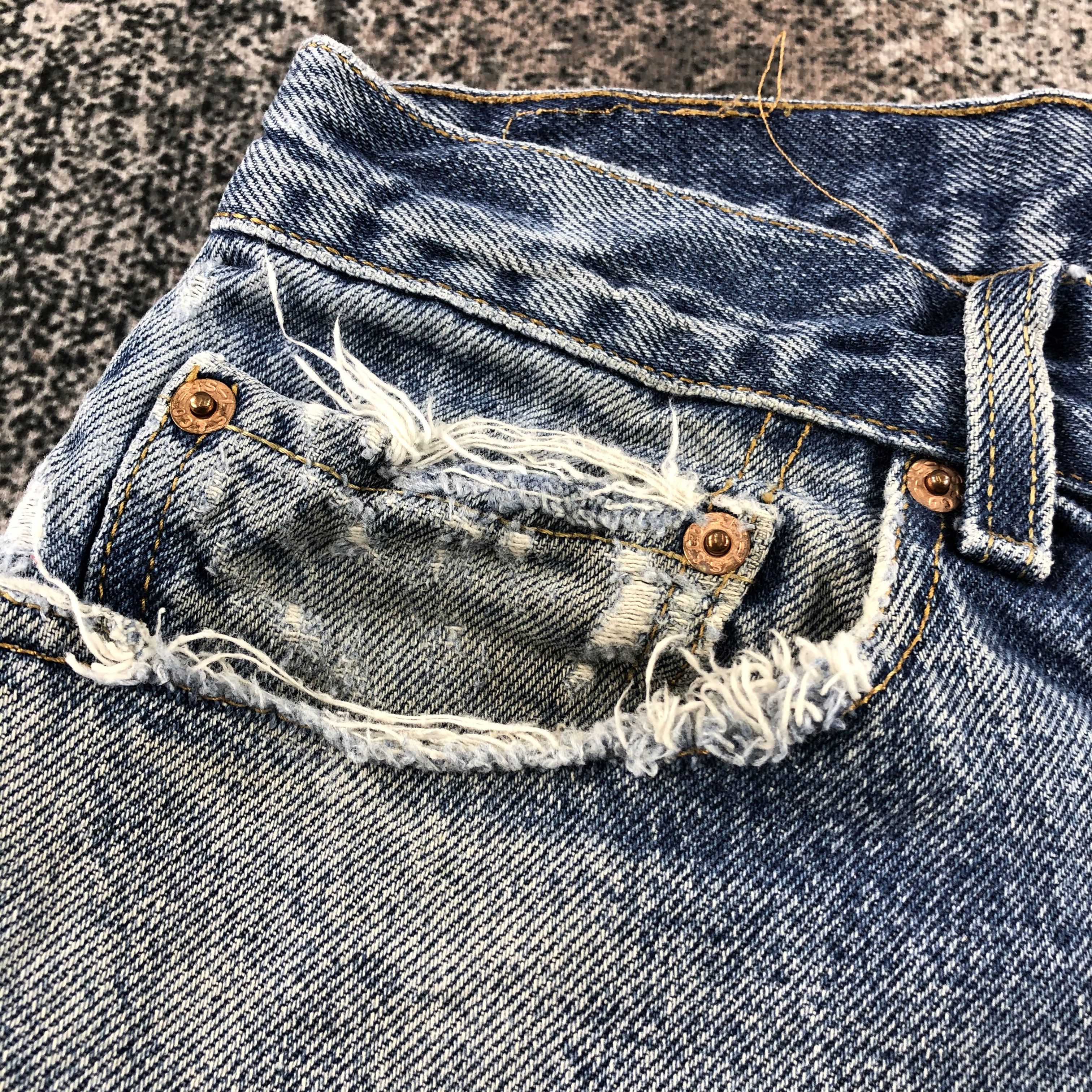 Levi's Vintage Levi's 505 Jeans Distressed Denim KJ880 Size US 32 / EU 48 - 9 Thumbnail