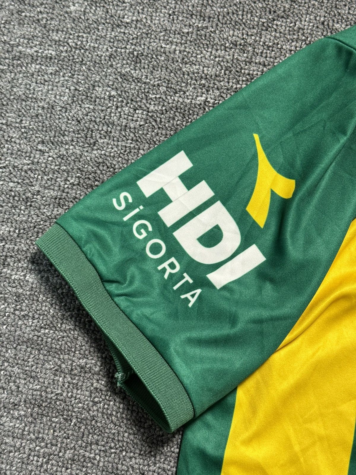 Diadora Diadora Darica Genclerbirligi 2021-2022 Away Soccer Jersey Size US L / EU 52-54 / 3 - 10 Thumbnail