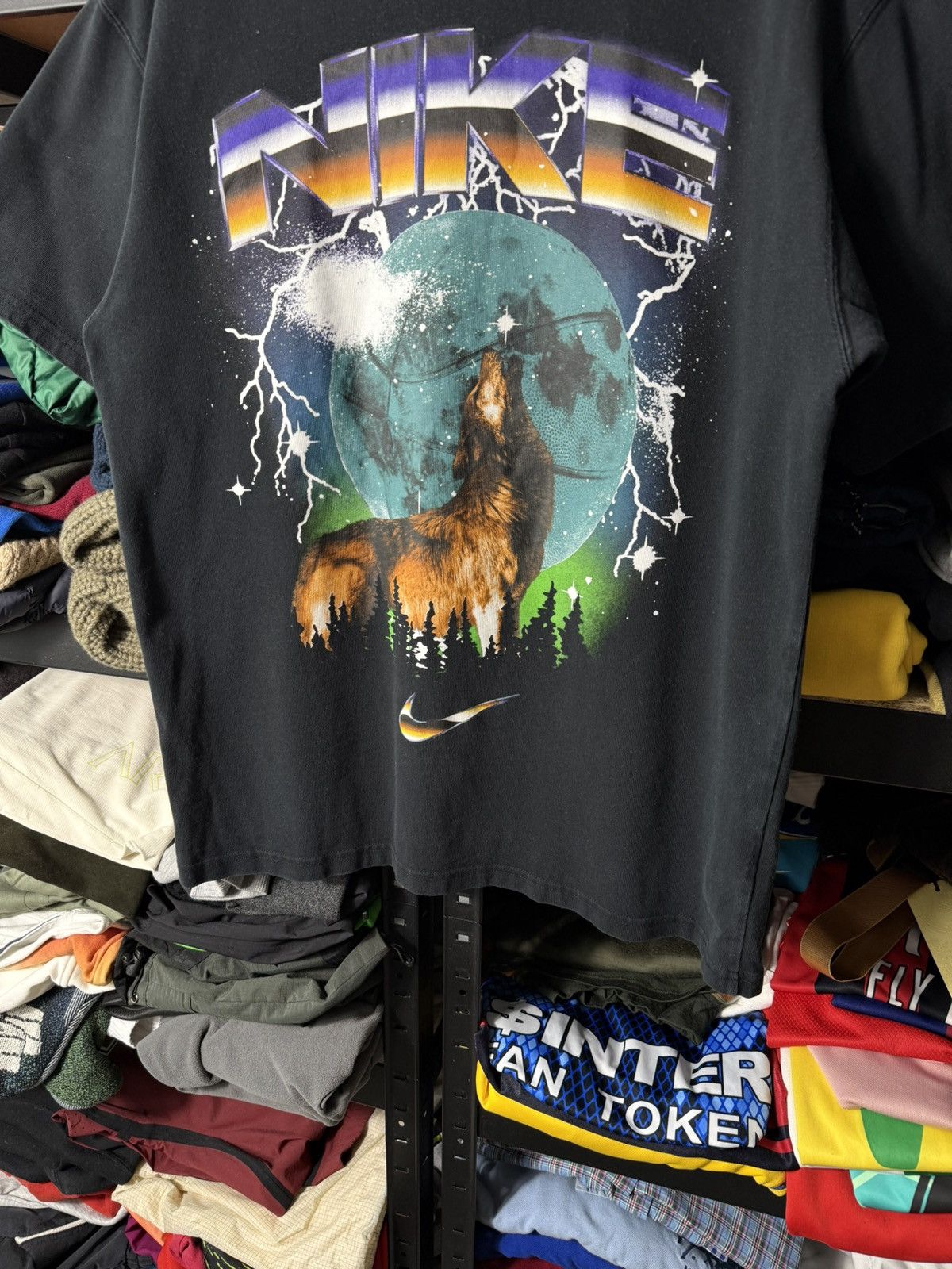Nike Nike Vintage Style Wolf Moon Graphic Tee Washed Y2K Shirt M Size US M / EU 48-50 / 2 - 4 Thumbnail