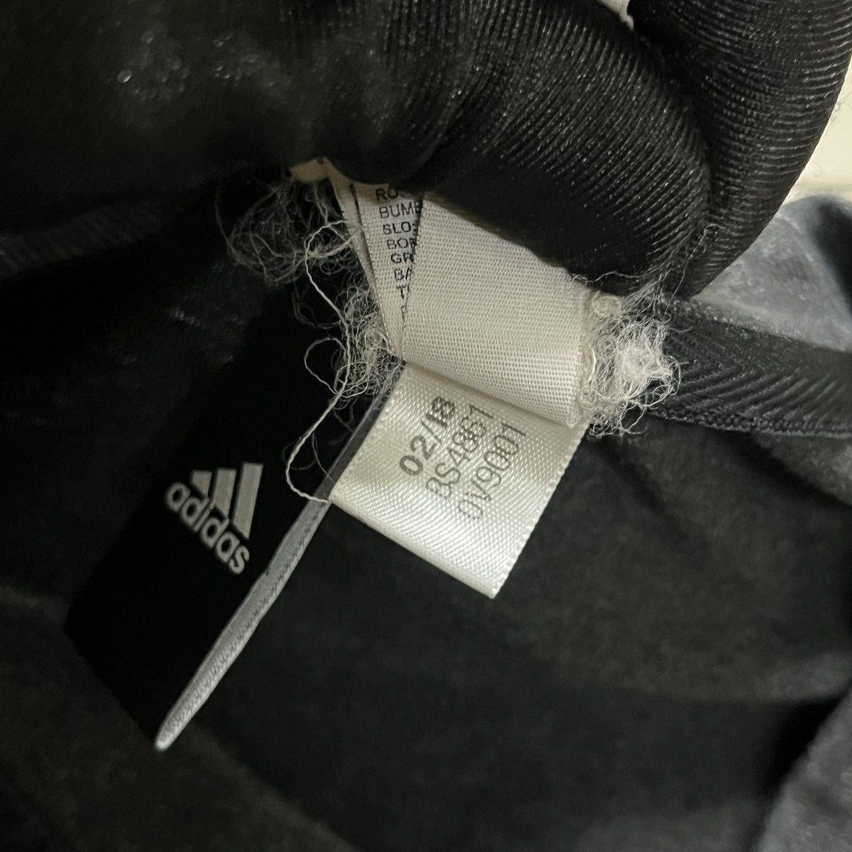 Adidas Adidas Logo Square T Shirt Size US S / EU 44-46 / 1 - 8 Thumbnail