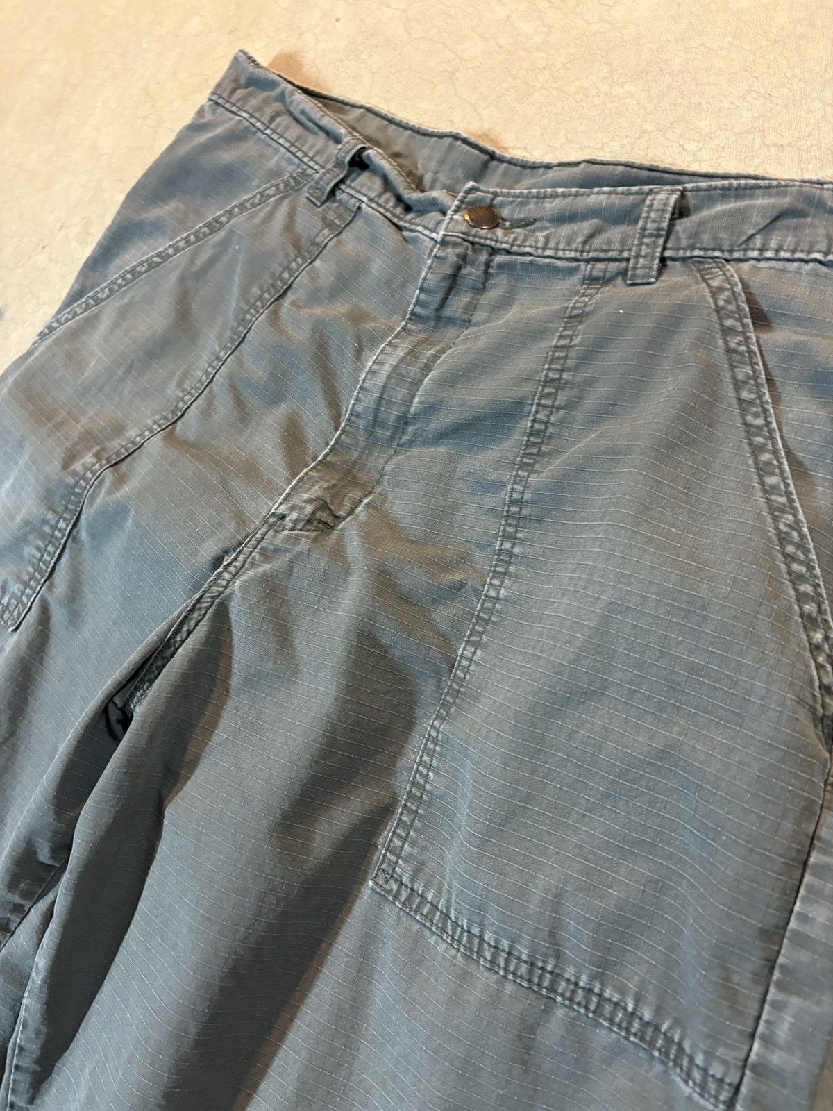 Dickies VTG 00’s Dickies Y2K Cargo Baker Baggy Shorts Charcoal 34 Size US 34 / EU 50 - 2 Thumbnail