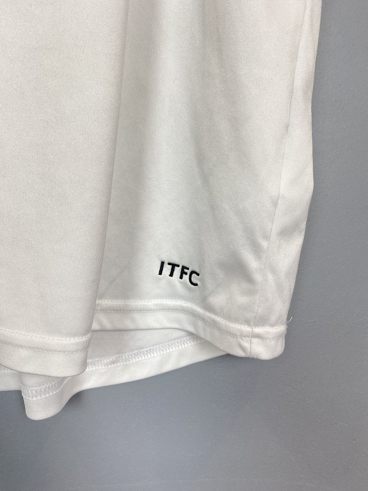 Other Ispwich Town Football Jersey Shirt #1 Colin Size XL White Size US XL / EU 56 / 4 - 3 Thumbnail