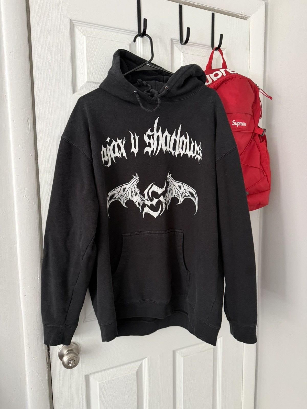 Band Tees Ajax Shadows Bat Hoodie Size US XL / EU 56 / 4 - 1 Thumbnail