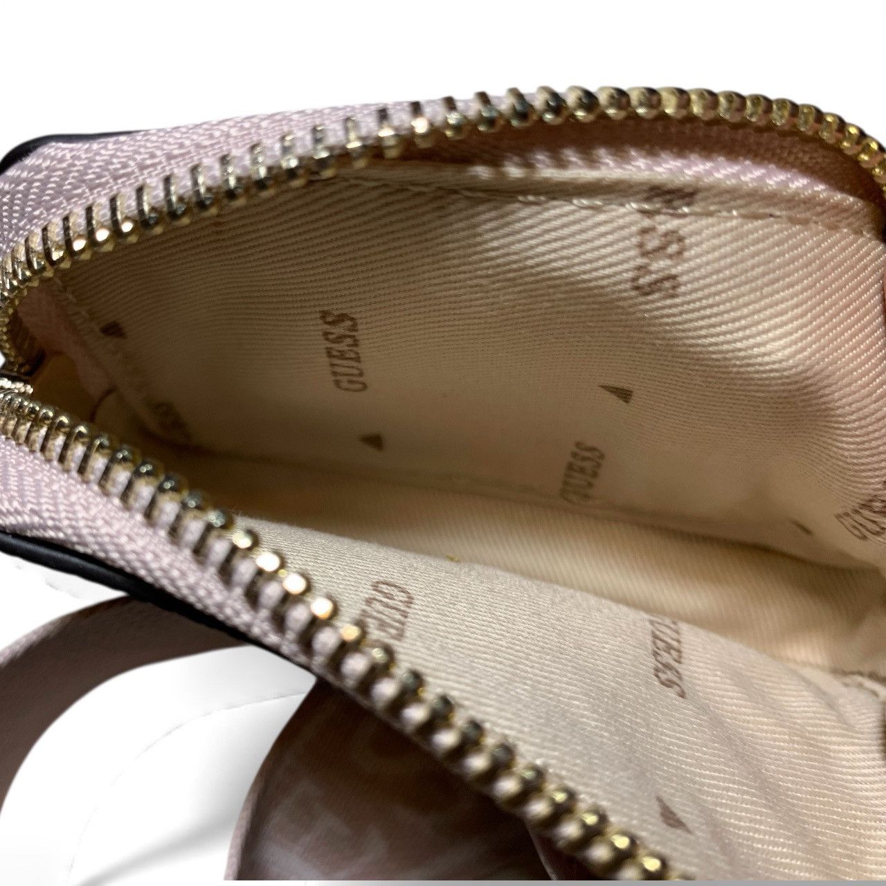 Guess Guess Crossbody Bag (item#b148) Size ONE SIZE - 12 Thumbnail