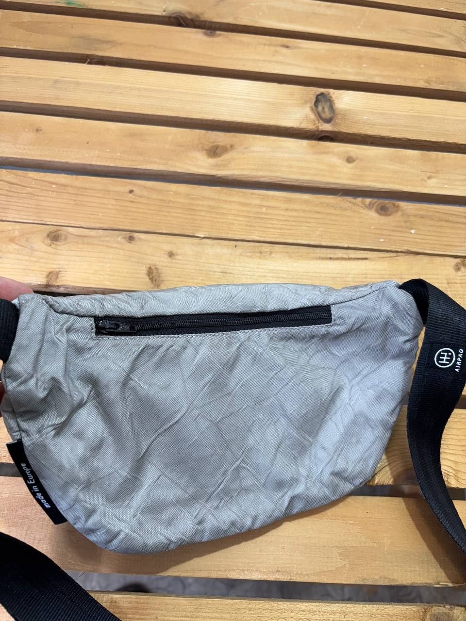 Japanese Brand AIRPAQ Waist Bag Made from upcycled airbags Size ONE SIZE - 4 Thumbnail