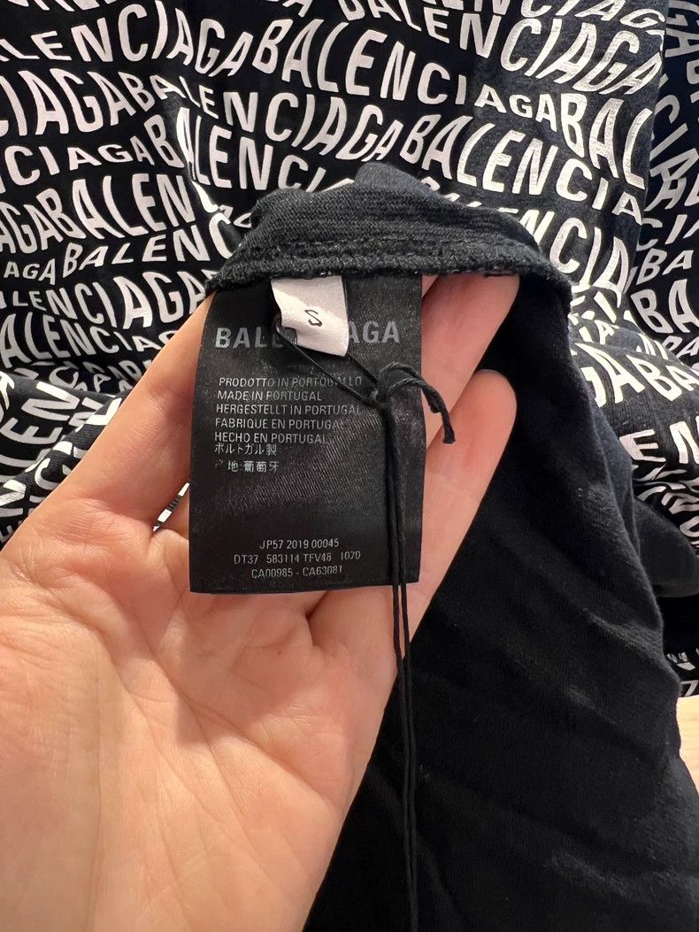 Balenciaga Balenciaga Black Full Print Long Sleeve Underlayer Size US S / EU 44-46 / 1 - 3 Thumbnail