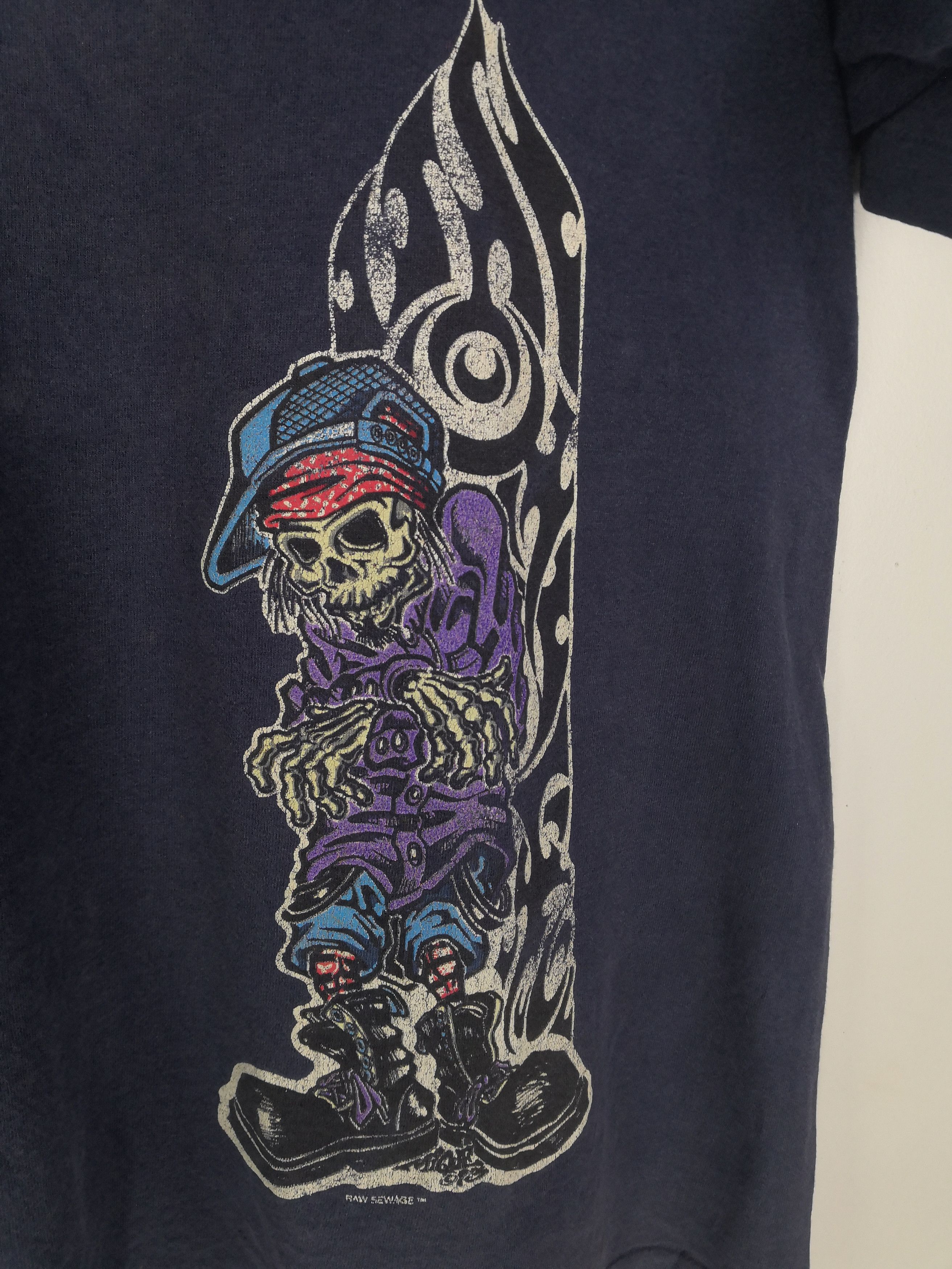 Vintage Vintage 90s Skate Punk Raw Sewage Mickey Skull T-Shirt Size US M / EU 48-50 / 2 - 4 Thumbnail