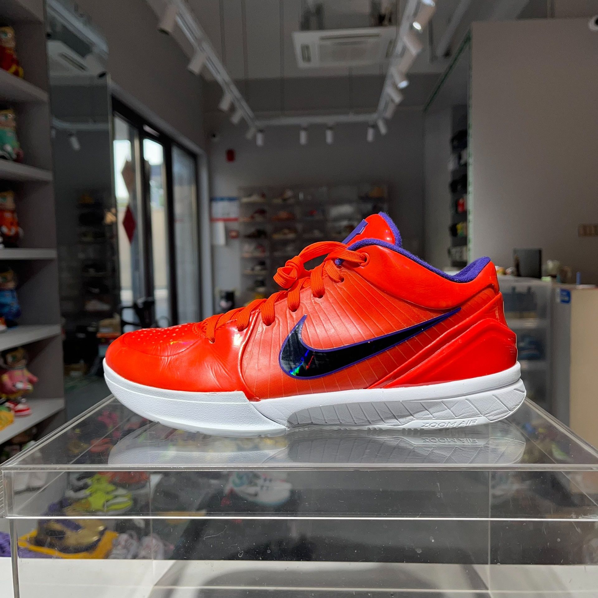 Nike Nike Collab Lowtop Sneakers 44 Men Size US 10.5 / EU 43-44 - 1 Thumbnail