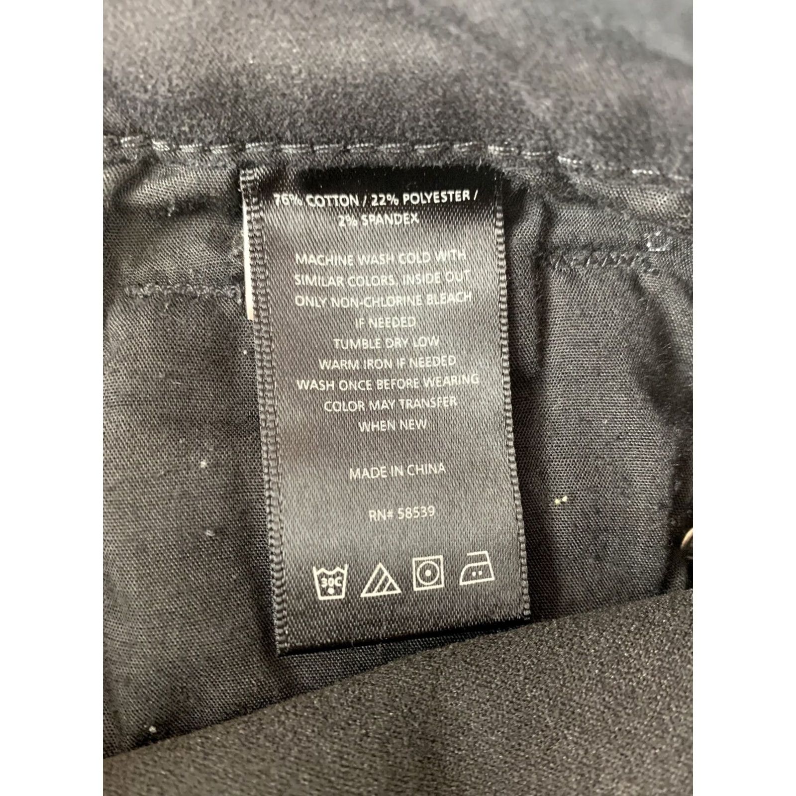 Vintage KUT from the Kloth Jeans Womens 4P Straight Leg Black Skinny Jeans Flat Lay 28X25 Pants Womens Jeans Regular Skinny Size 27" / US 4 / IT 40 - 8 Thumbnail