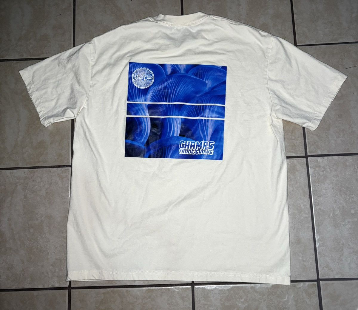 Other West Coast Gold Caps Champs Trade Show Cream T-Shirt Size US XL / EU 56 / 4 - 1 Thumbnail