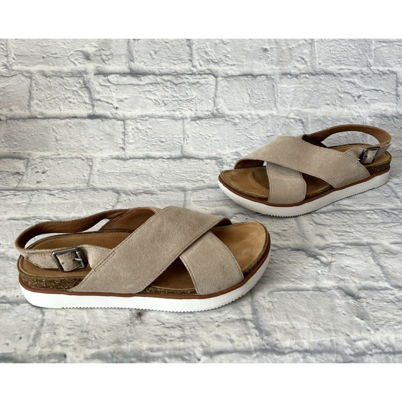Clarks Clarks Elayne Cross Sandals Beige Suede Cork Women’s Size 9.5 US Leather Lining, Cross, Slingback, Women, Sandal Size US 10 / IT 40 - 2 Thumbnail