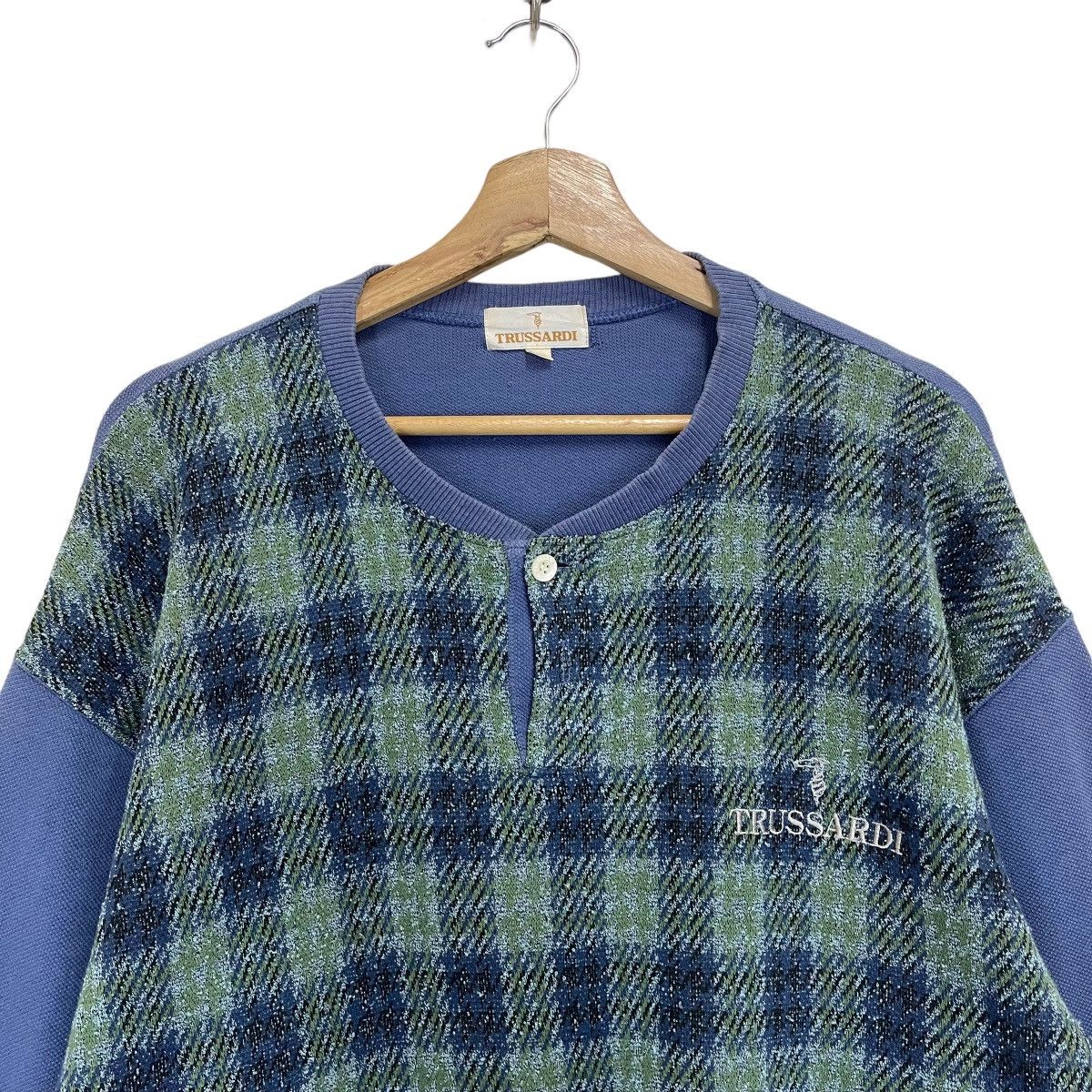 Japanese Brand Vintage 90s Trussardi Small Logo Crewneck Sweatshirt Size M Size US M / EU 48-50 / 2 - 4 Thumbnail
