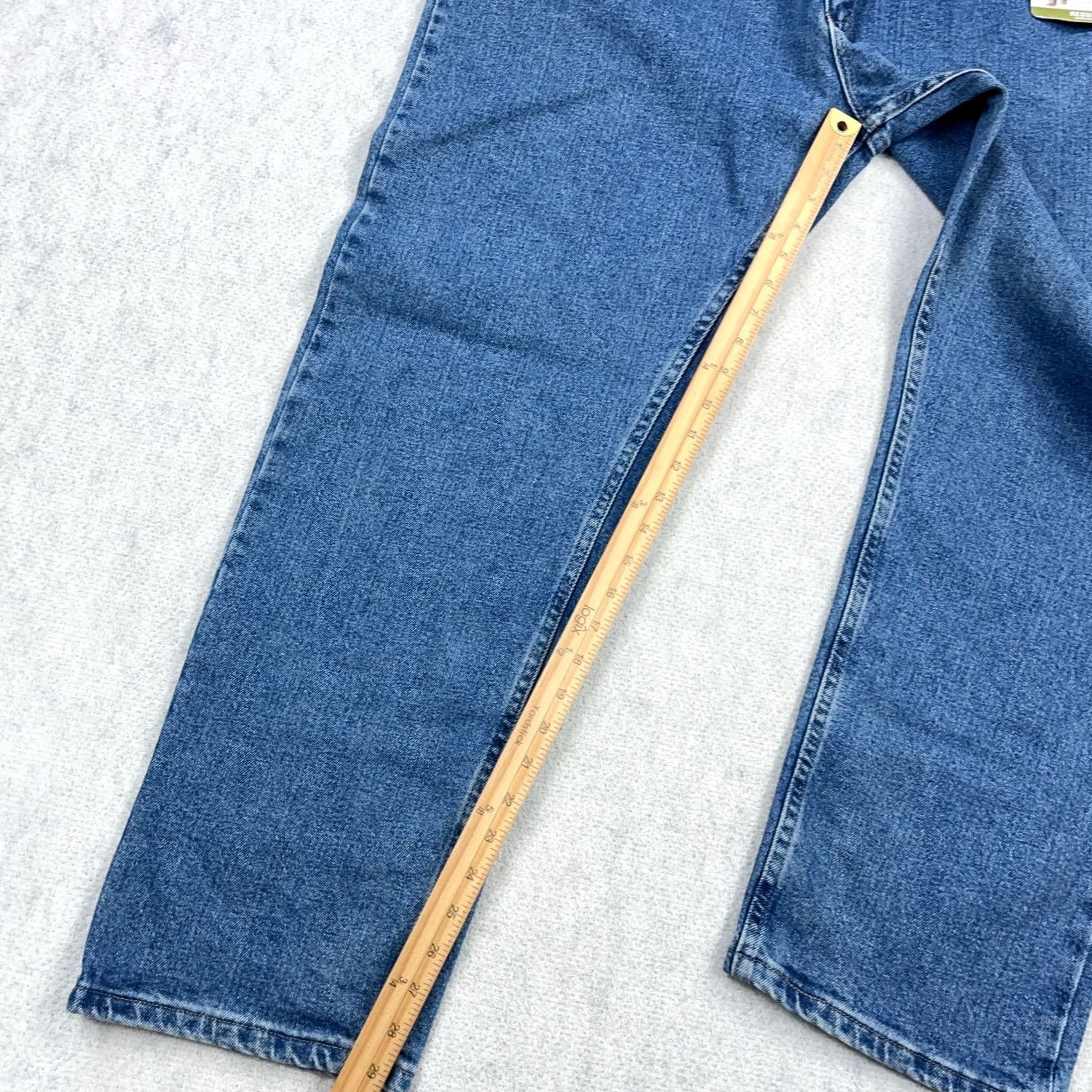 Wrangler Wrangler Jeans Men 42x30 Regular Straight Medium Wash Five Star Denim NEW Jeans Wrangler Size US 42 / EU 58 - 7 Thumbnail