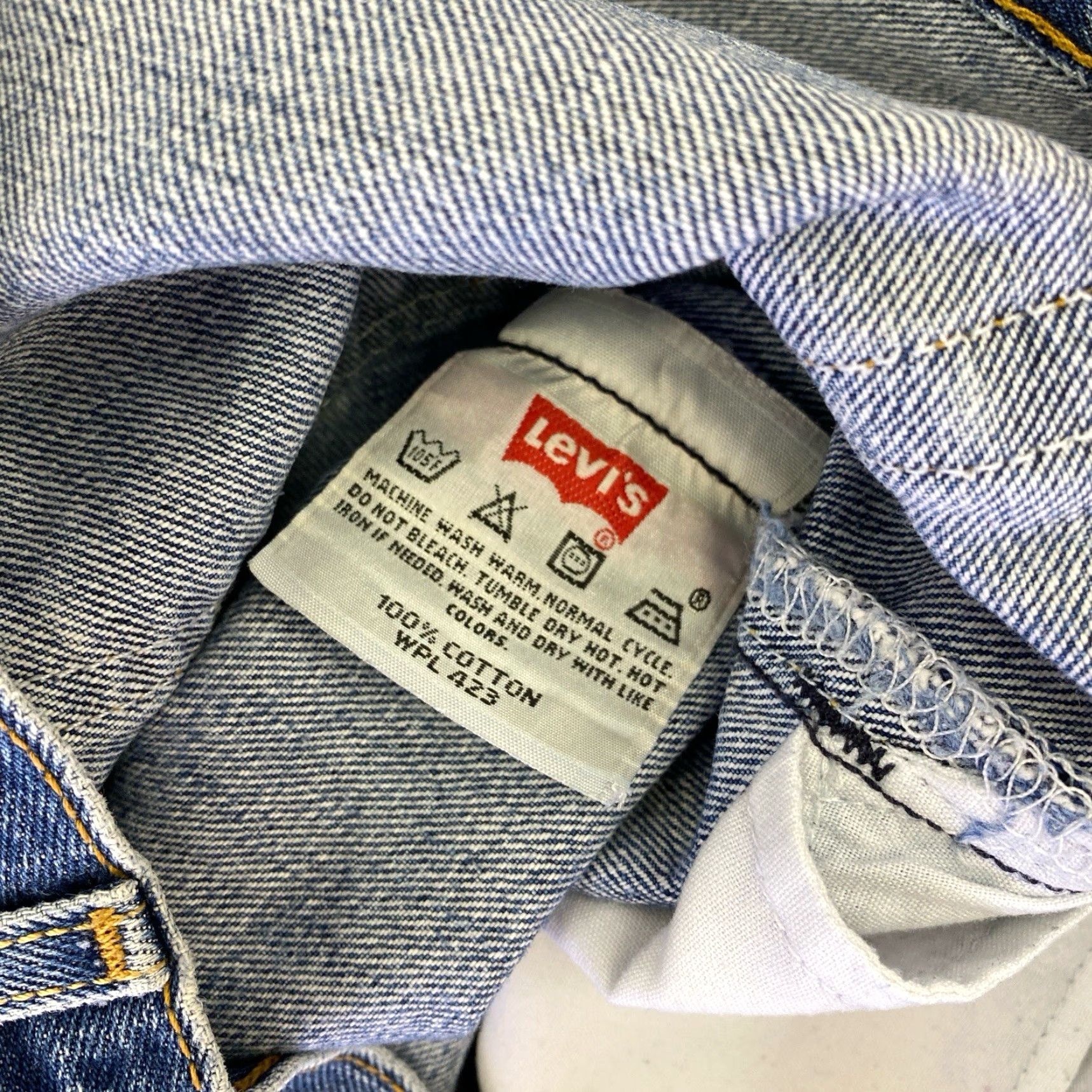 Levi's VINTAGE Levi's Jeans Mens 501 XX 35x30.5 Made In Mexico Button Fly Lightwash 90s USA 501 Series Regular Fit Mens Size US 35 - 4 Thumbnail