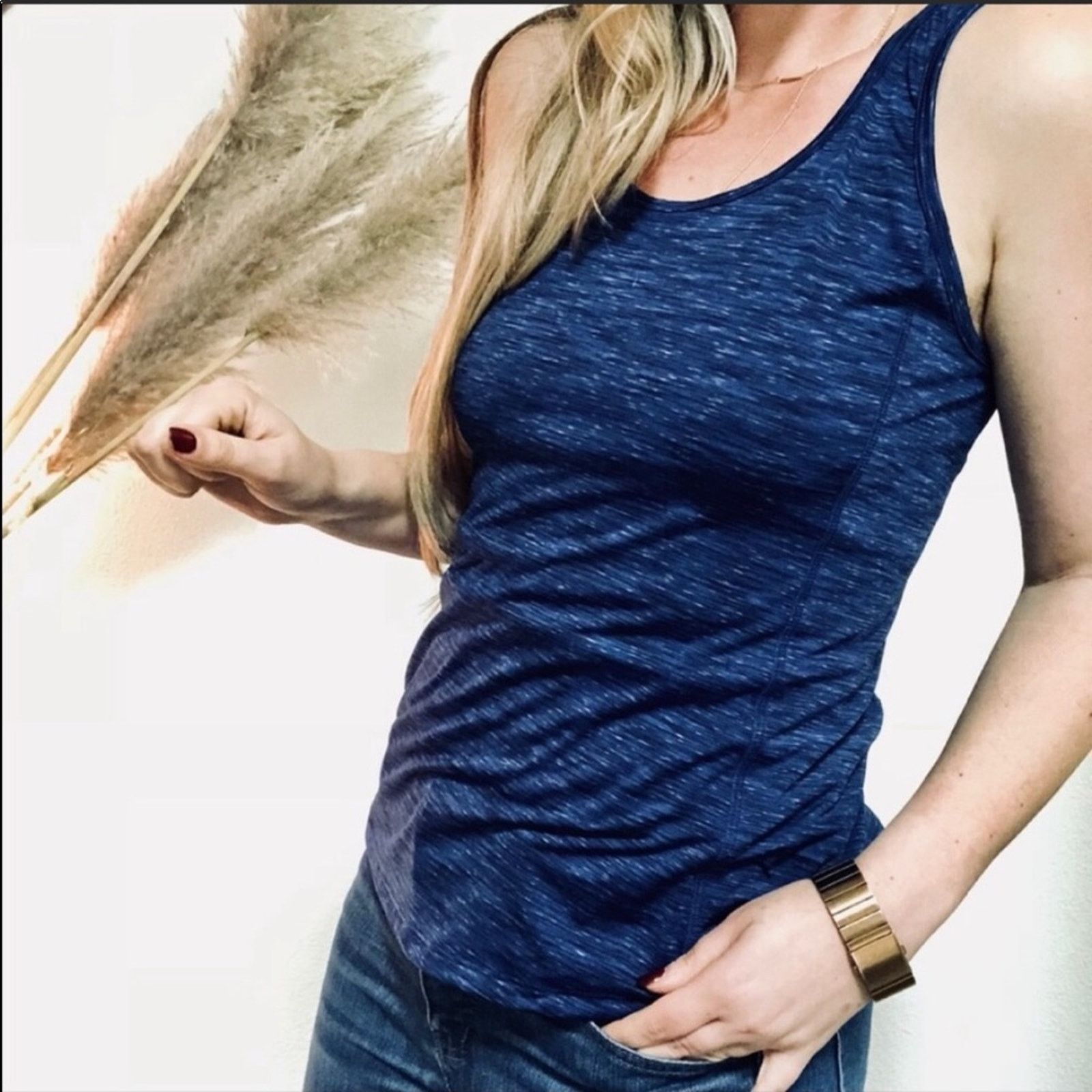 Old Navy NEW OLD NAVY Active Dri Fit Navy Blue Workout Tank Top Shirt Size M / US 6-8 / IT 42-44 - 1 Thumbnail