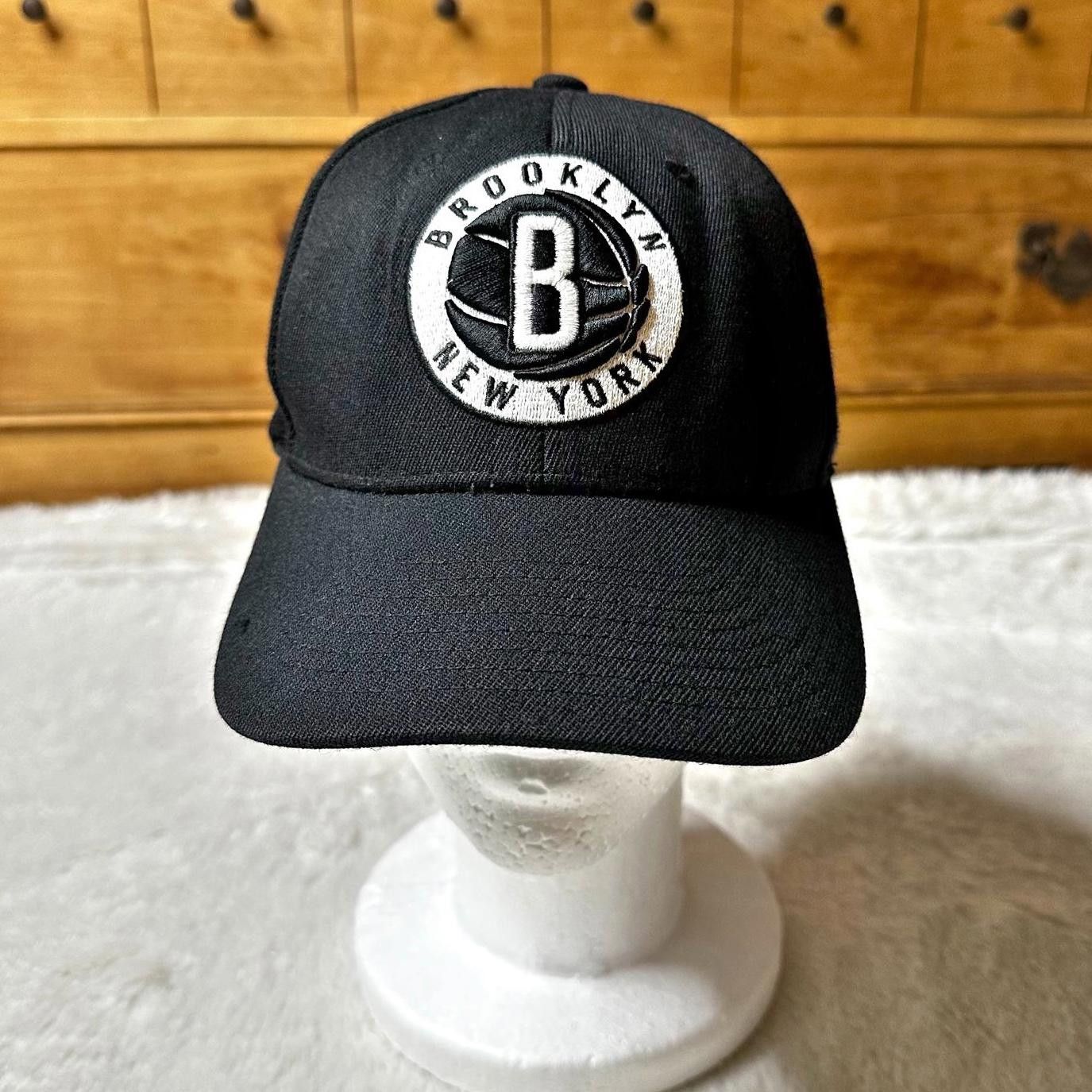 Mitchell & Ness Mitchell & Ness Brooklyn Nets Black Snapback Cap Unisex OS Size ONE SIZE - 2 Thumbnail