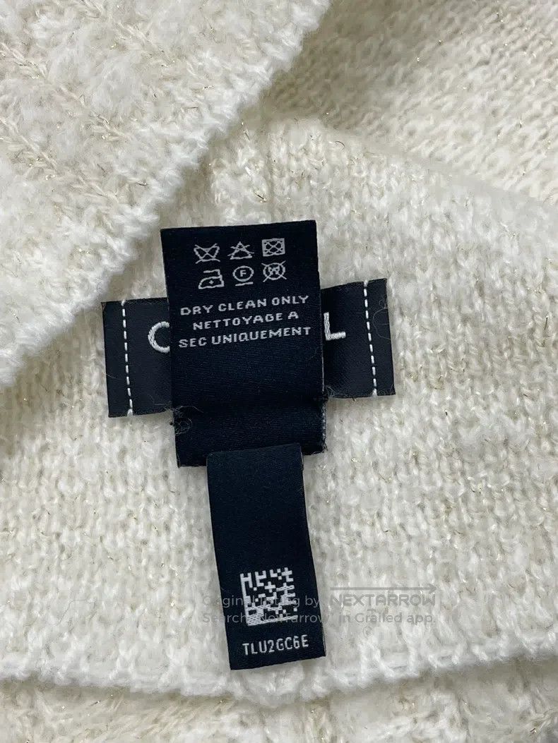 Chanel Chanel 26C new white gold thread double C large logo cashm Size ONE SIZE - 5 Thumbnail