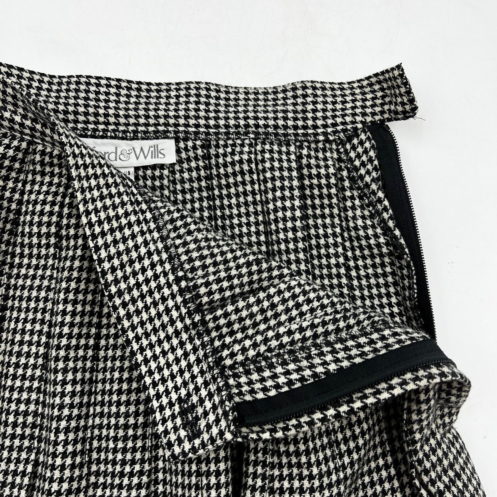 Vintage Vintage Houndstooth Wool Pleated Skirt Size 28" / US 6 / IT 42 - 4 Thumbnail