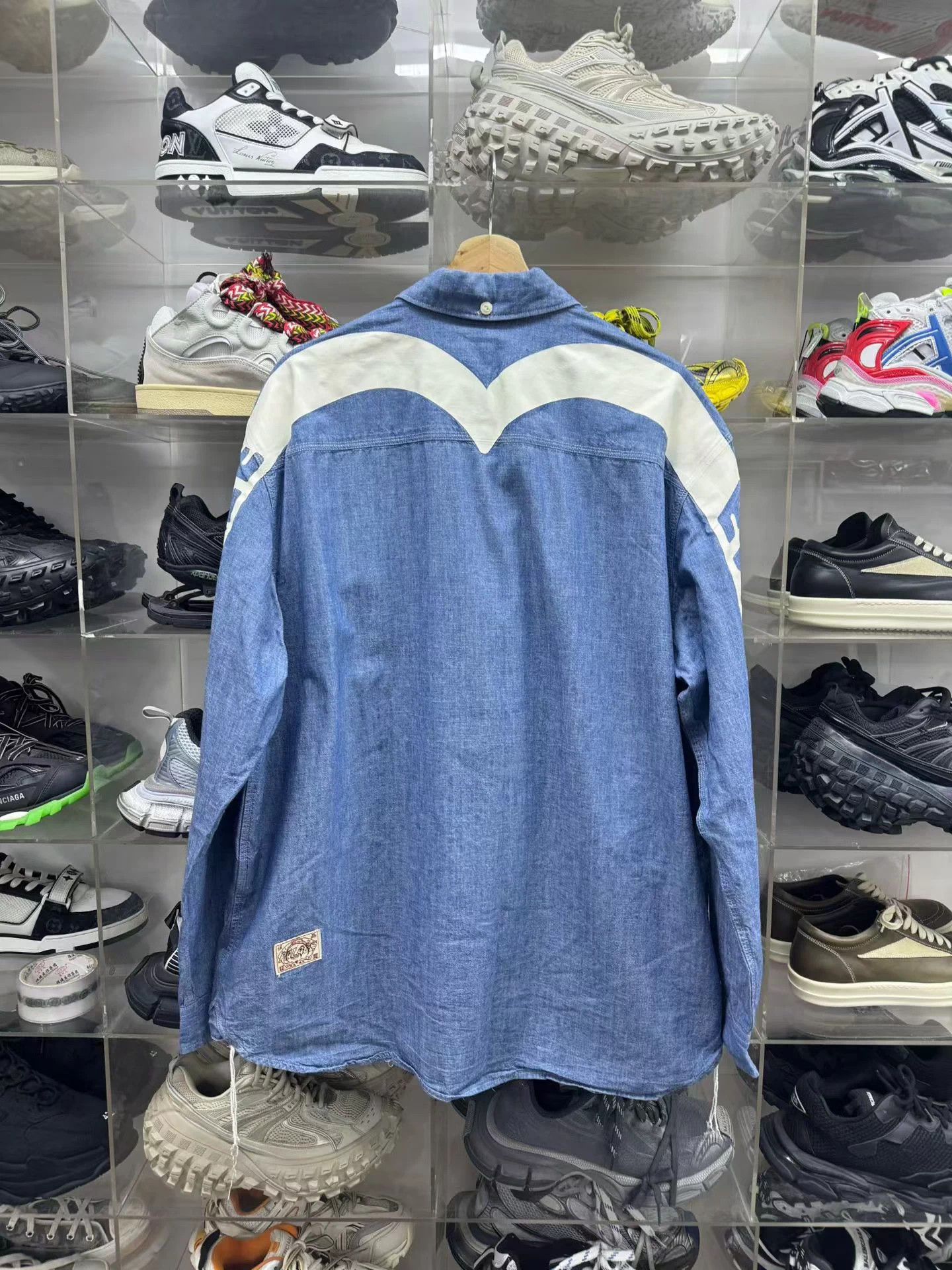 Evisu Evisu x Palace Blue Denim Shirt XL Near Mint Big Sleeve Logo Size US XL / EU 56 / 4 - 2 Thumbnail