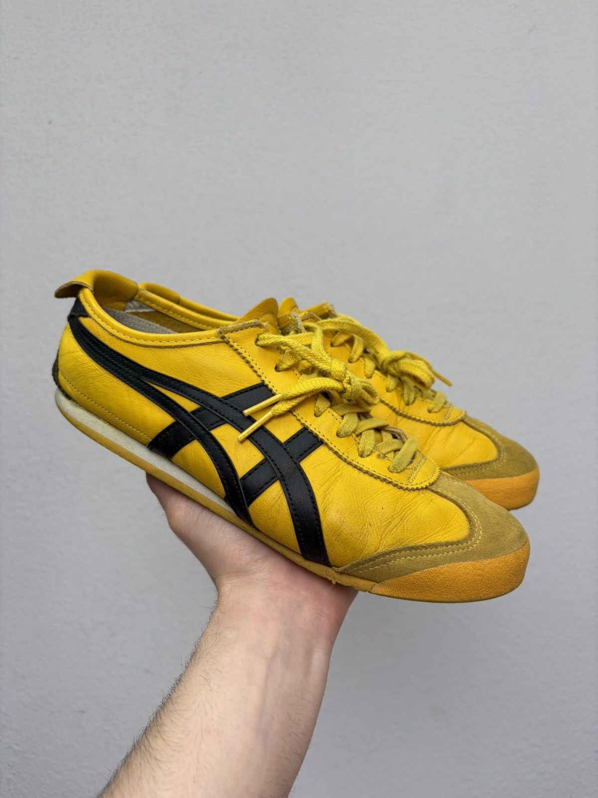 Asics Onitsuka Tiger Mexico 66 Yellow Black Leather Sneakers Y2K Size US 9 / EU 42 - 2 Thumbnail