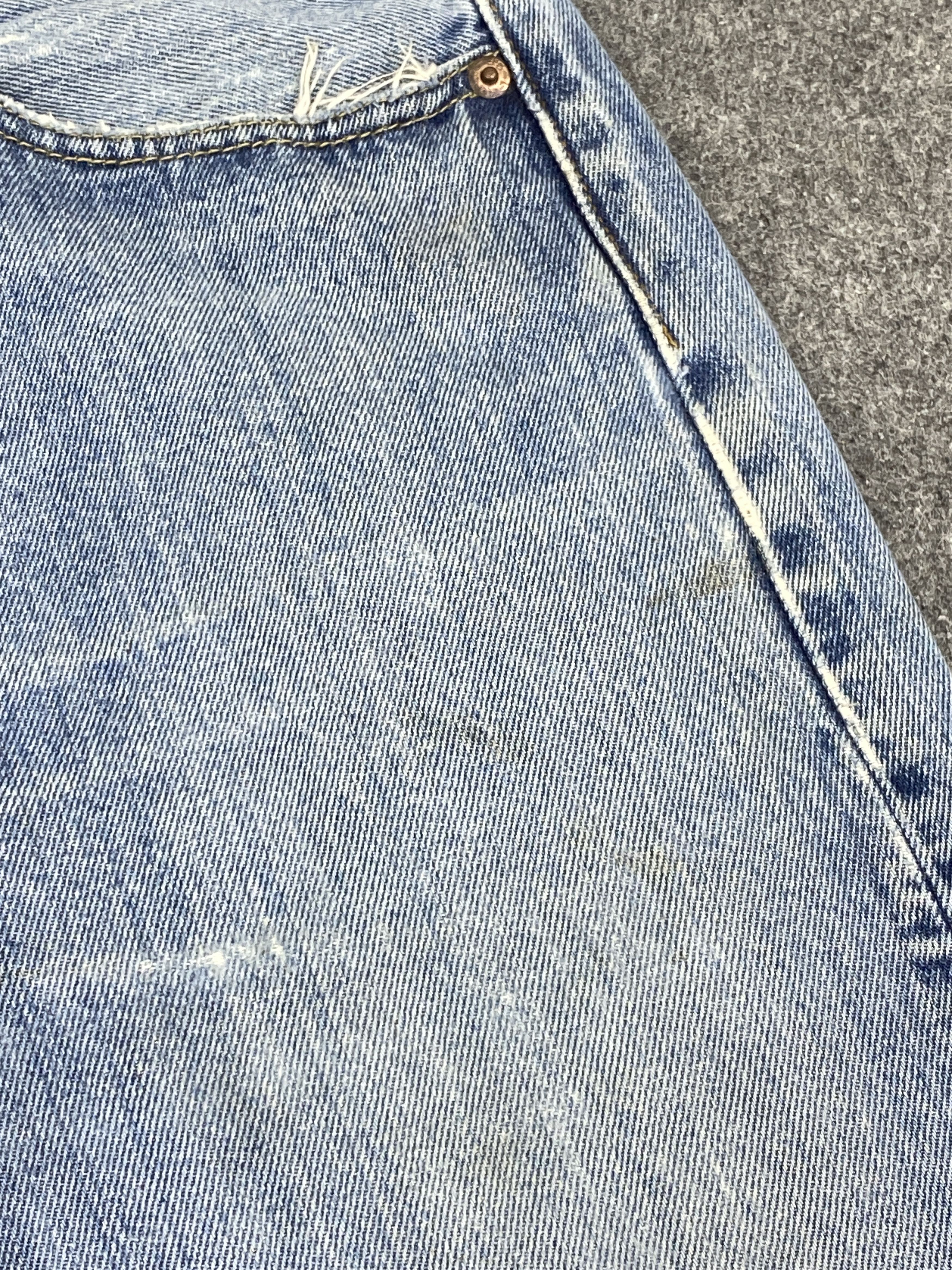 Levi's × Vintage Vintage Levis 501 Distressed Blue Denim Jeans DP2816 Size US 35 - 18 Thumbnail