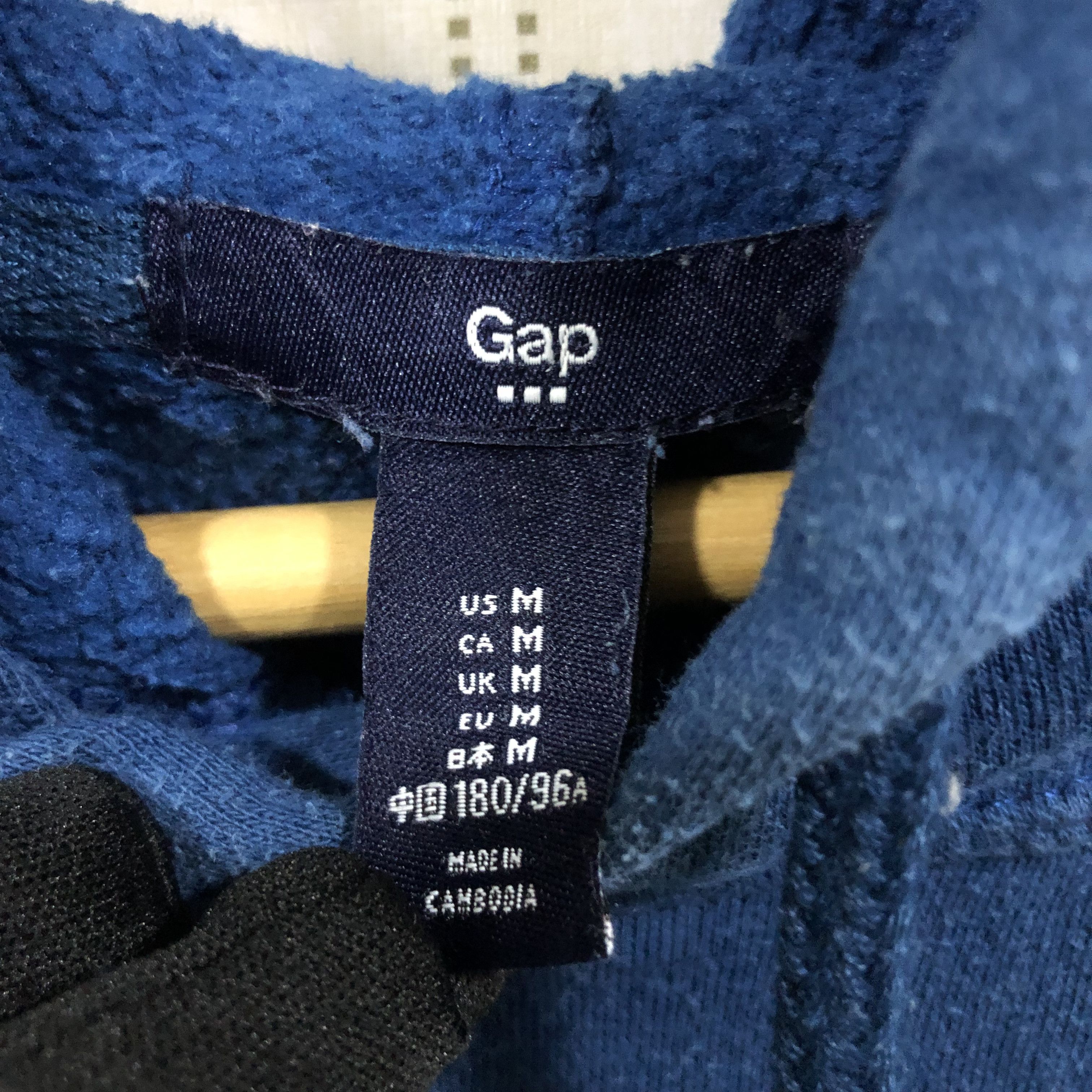 Gap BUNDLE DEAL GAP REEBOK SIZE M Size US M / EU 48-50 / 2 - 10 Thumbnail