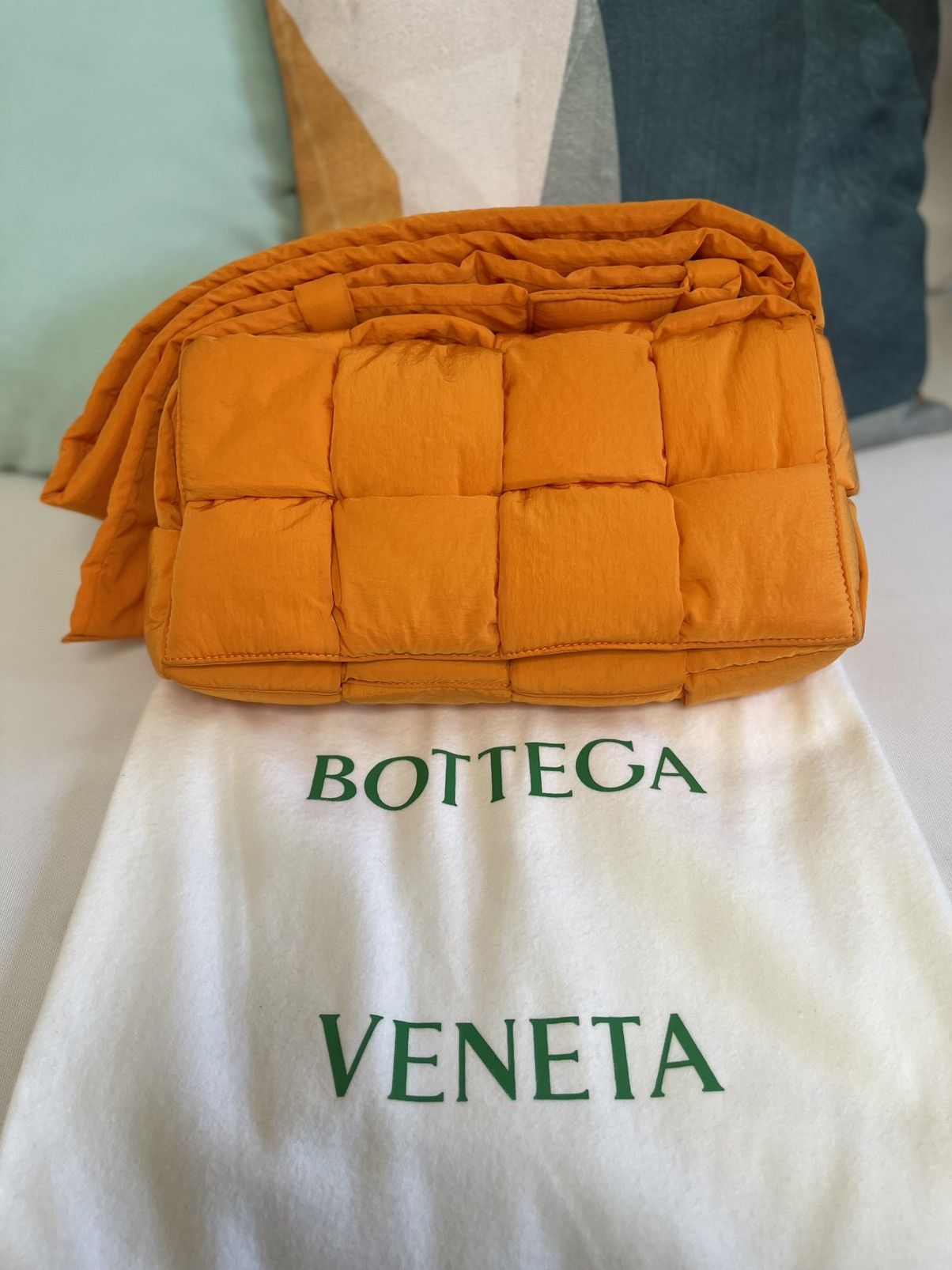 BOTTEGAVENETA カバン Bottega Veneta Burgundy Leather Ciao Ciao Satchel – Lux
