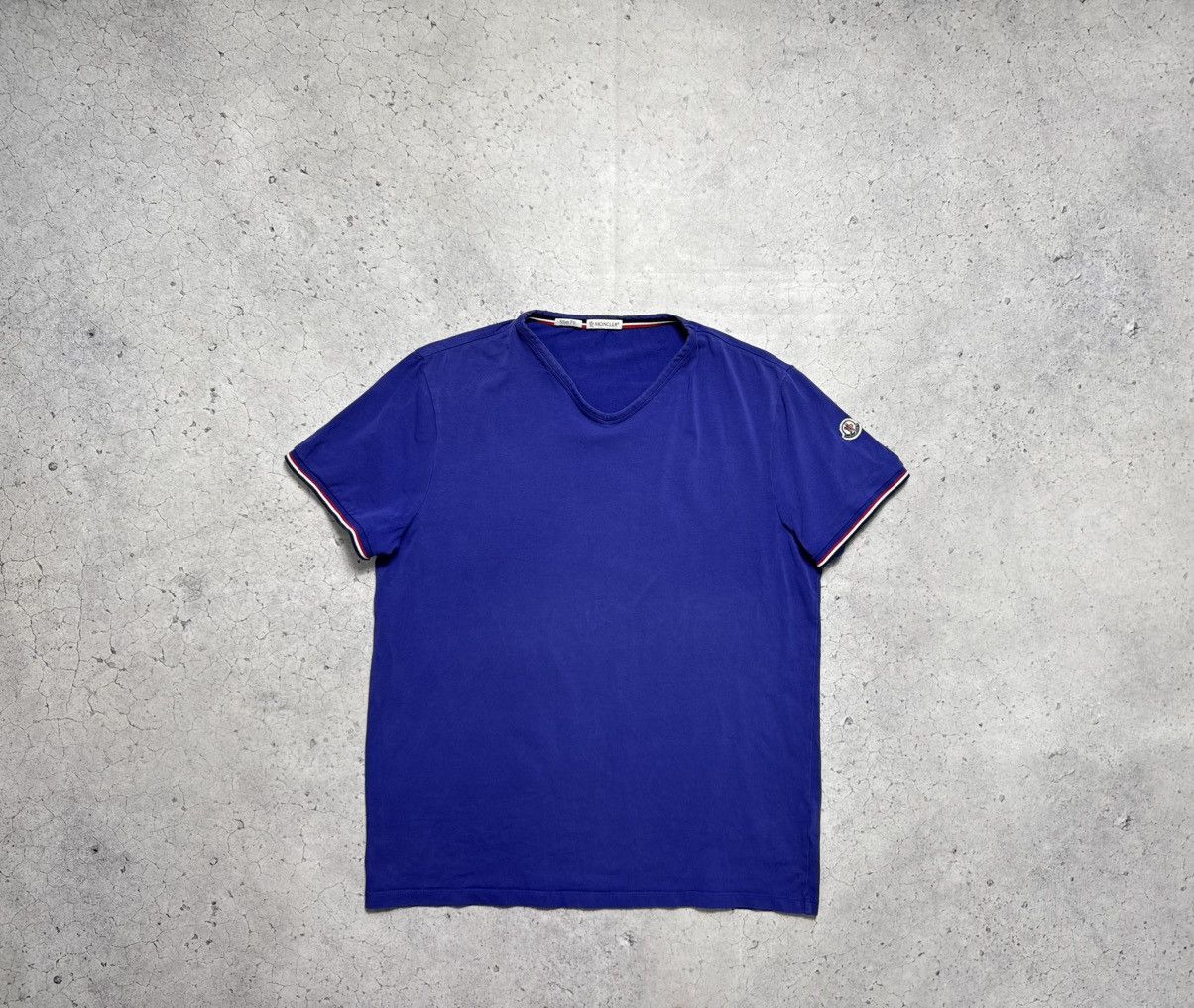 Moncler Maglia Scollo A V T-Shirt Luxury