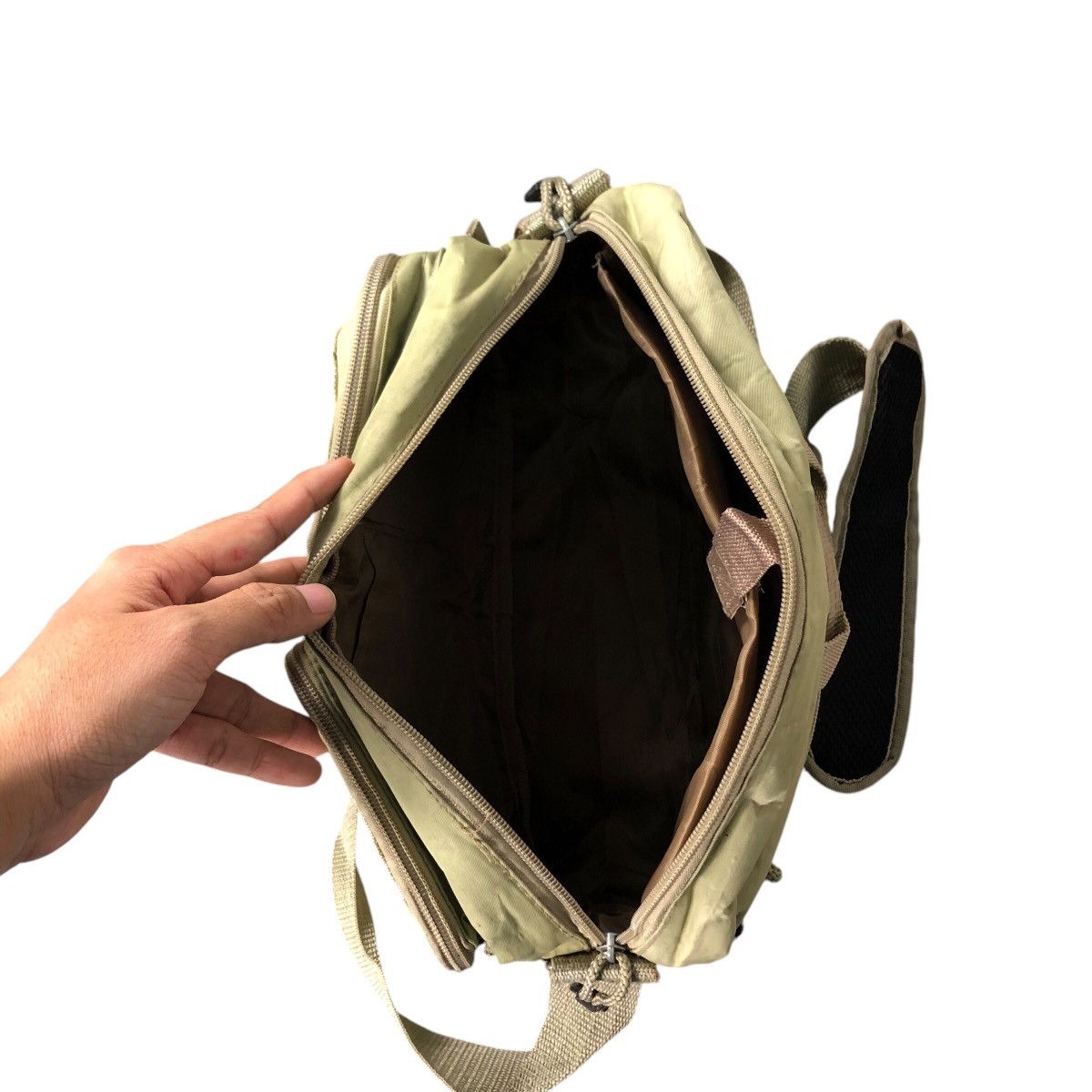 Japanese Brand 📌Vintage Sling Bag Double Stripe Pocket Unknown Brand Size ONE SIZE - 10 Thumbnail