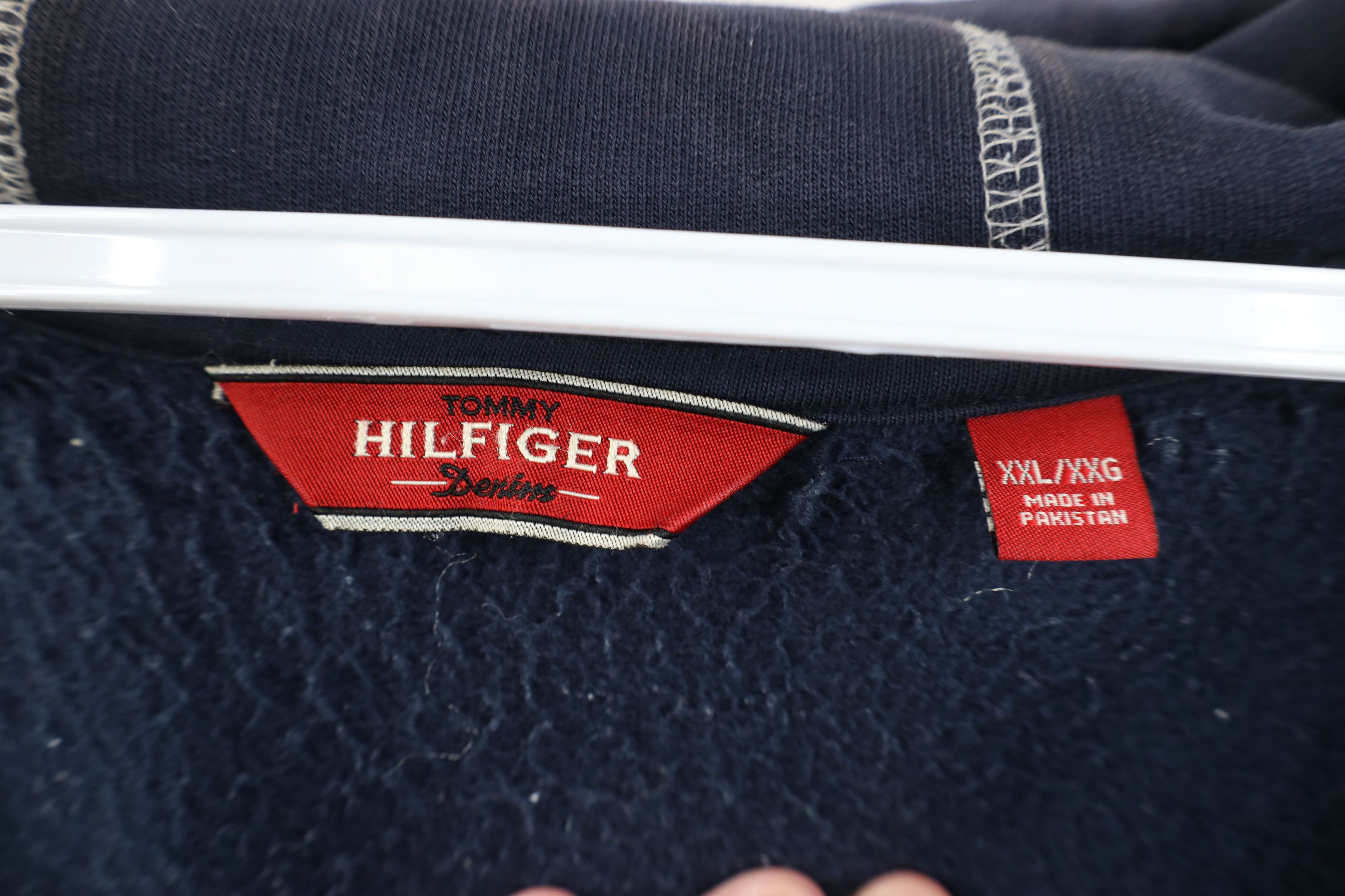 Tommy Hilfiger Vintage Y2K Tommy Hilfiger Spell Out Heavy Full Zip Hoodie Size US XXL / EU 58 / 5 - 12 Thumbnail