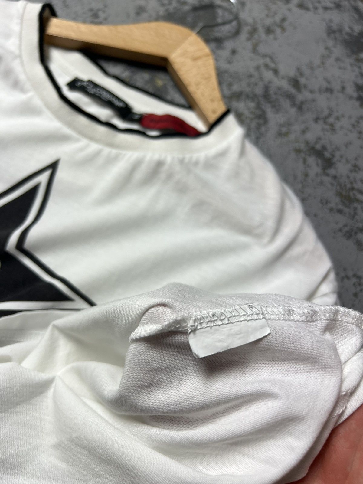 Dolce & Gabbana 😳Dolce Gabbana White DG Stars Millennials T-Shirt Size US L / EU 52-54 / 3 - 7 Thumbnail