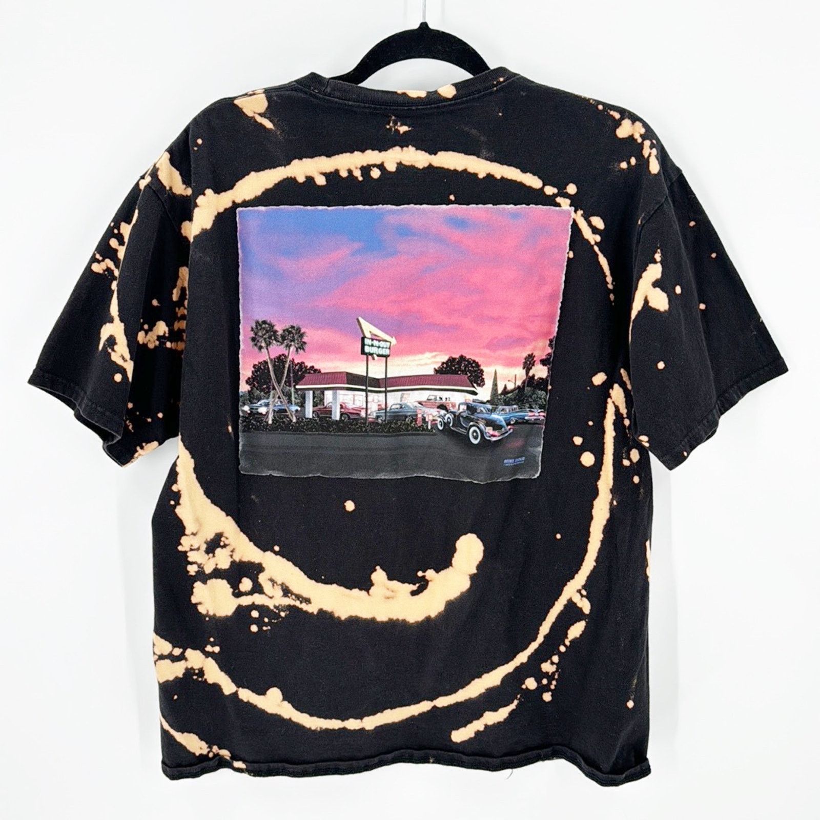 Other In n Out Burger California bleach dyed black T-shirt unisex Size L / US 10 / IT 46 - 2 Thumbnail