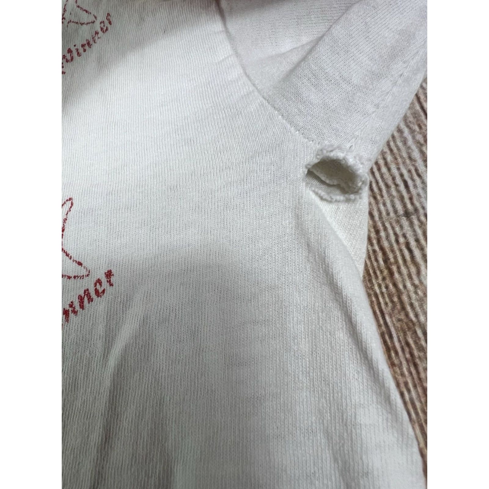 Vintage VINTAGE Prairie Mountain T-Shirt Shark Attack 90s Lamar Tiger Sharks Beach White Short Sleeve Graphic Print Size M Men Size US M / EU 48-50 / 2 - 6 Thumbnail