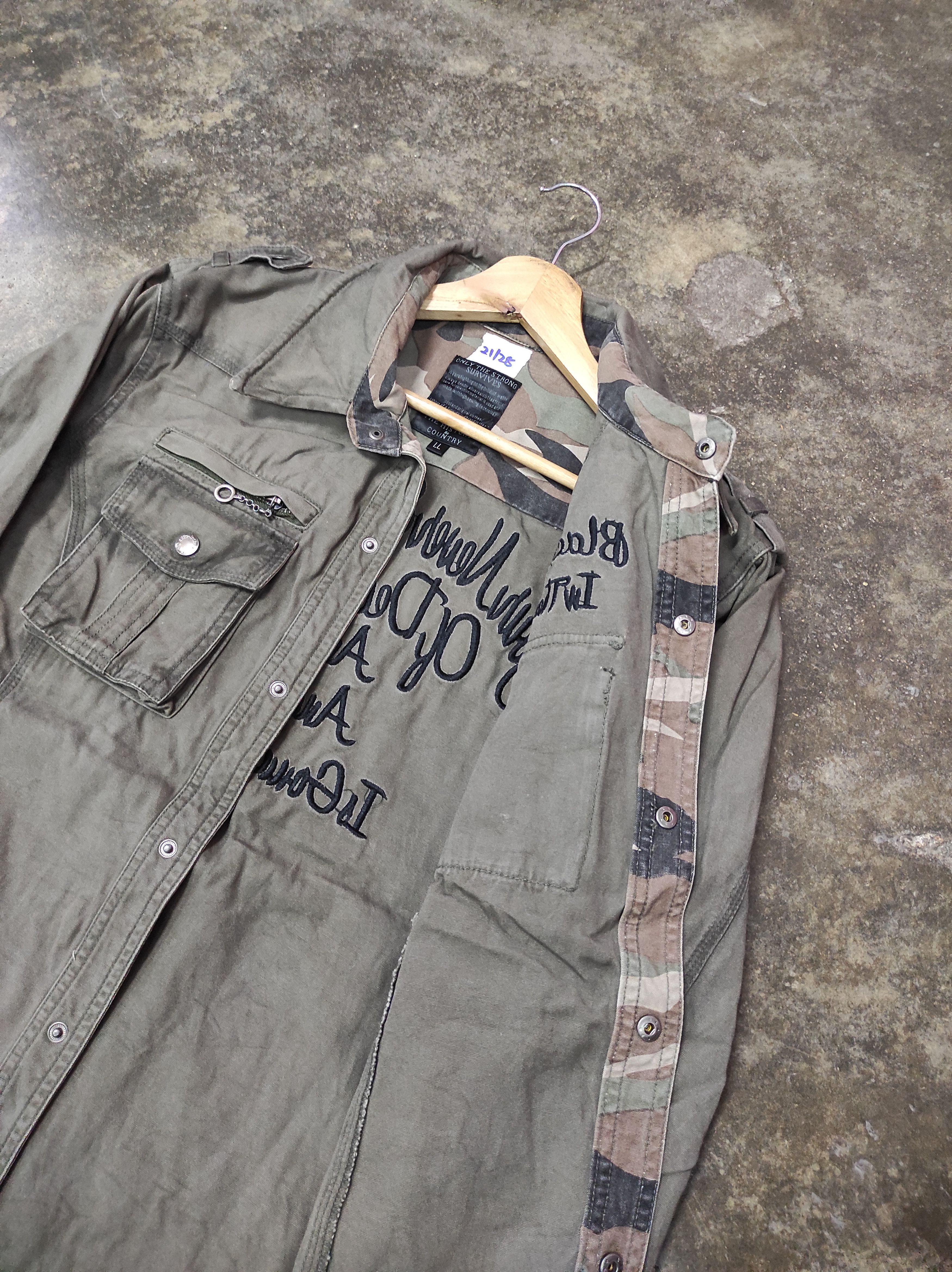 In The Attic IN THE ATTIC EMBROIDERY LOGO JACKET SHIRT BUTTON Size US M / EU 48-50 / 2 - 5 Thumbnail