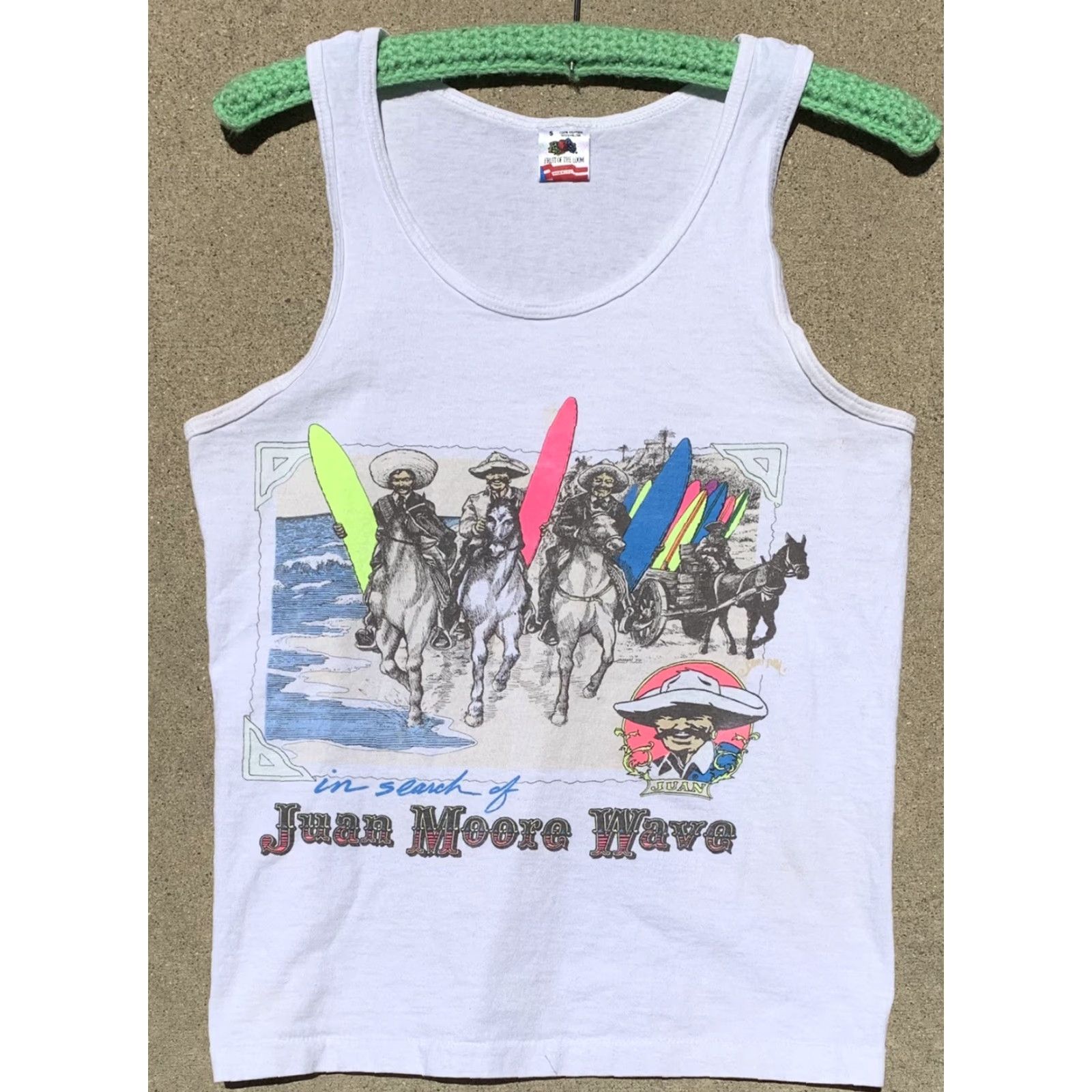 Fruit Of The Loom VINTAGE Fruit of the Loom T-Shirt Tank Top Mens S White Surf Beach Neon Graphics 90s Horse Surf Mexico Beach 80s 90s Size US S / EU 44-46 / 1 - 4 Thumbnail