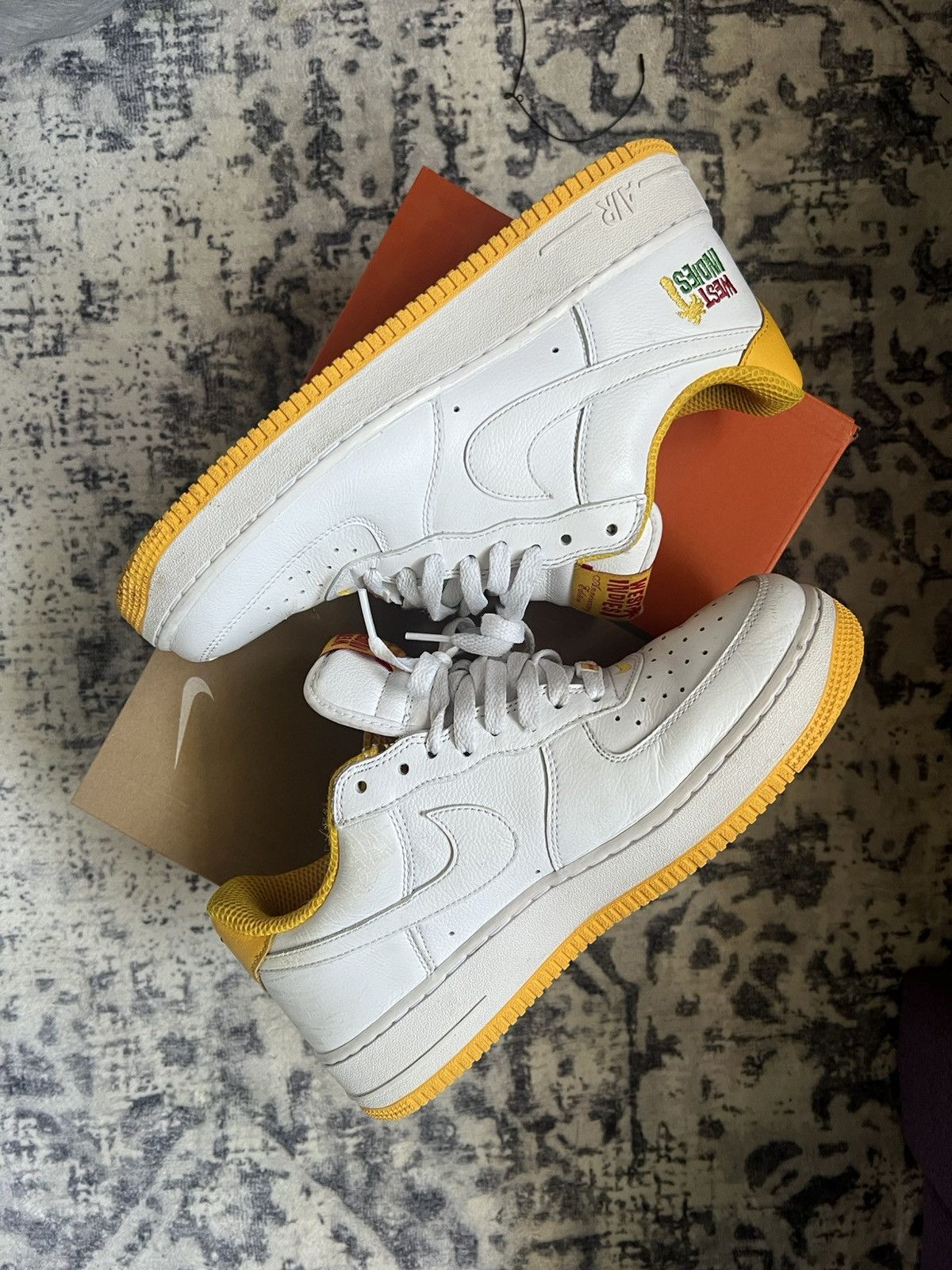 Nike Nike Air Force 1 West Indies Yellow Size US 9.5 / EU 42-43 - 1 Thumbnail