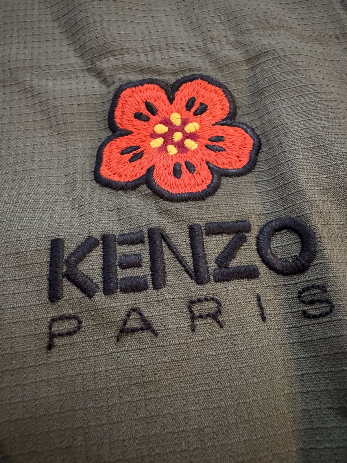 Kenzo KENZO shirt sz xs oversized See Tape MEASUREMENTS IN PHOTOS Size US XS / EU 42 / 0 - 4 Thumbnail