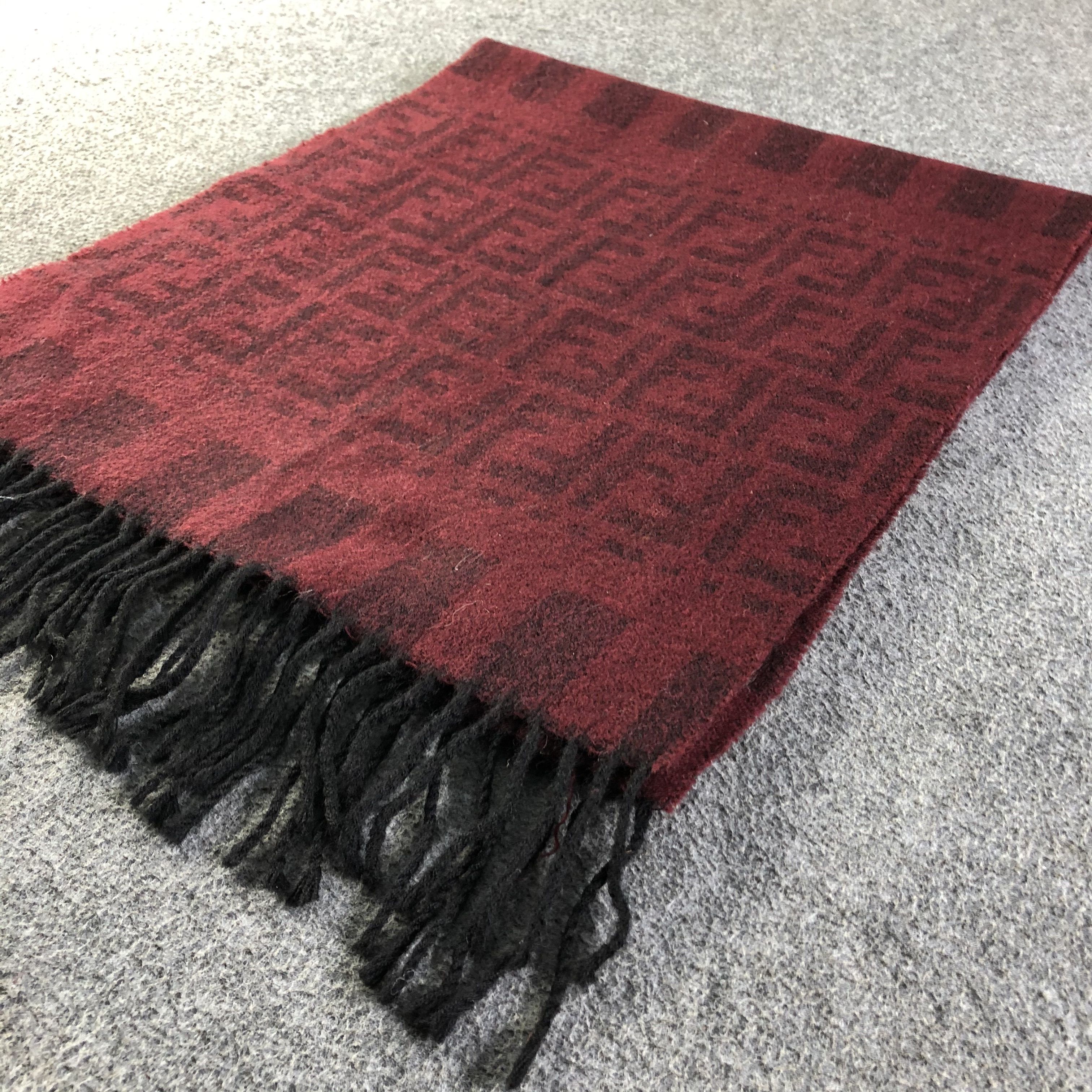 Vintage Fendi Monogram Scarf / Muffler / Neckwear P552 Size ONE SIZE - 3 Thumbnail
