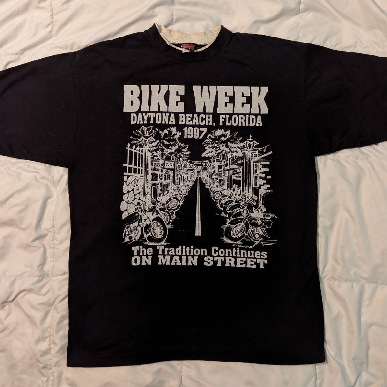 Other VINTAGE 1997 DAYTONA BEACH BIKE WEEK TEE L Size US L / EU 52-54 / 3 - 1 Thumbnail