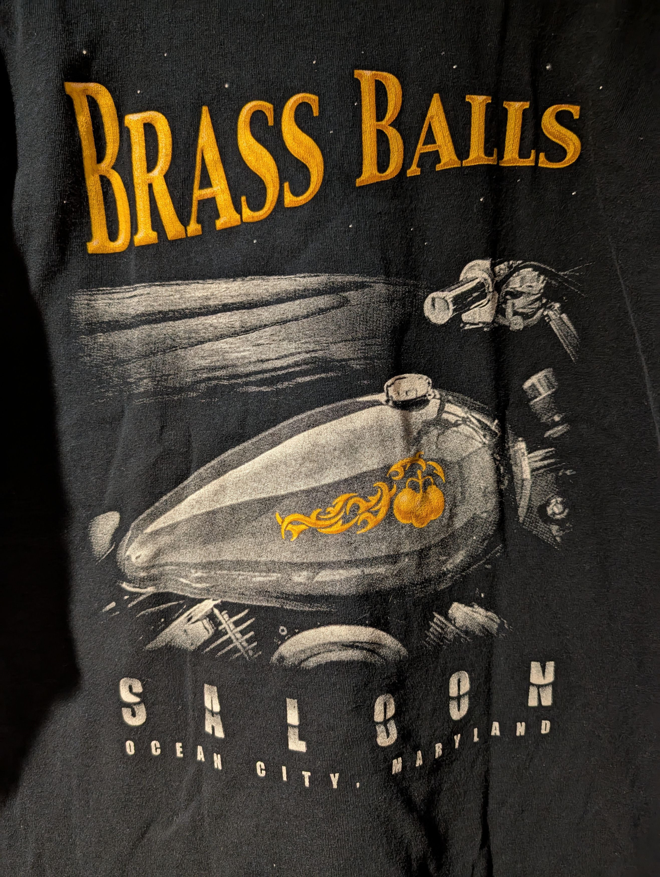 Harley Davidson Vintage Brass Balls Saloon Maryland Motorcycle T-Shirt Size US XXL / EU 58 / 5 - 2 Thumbnail