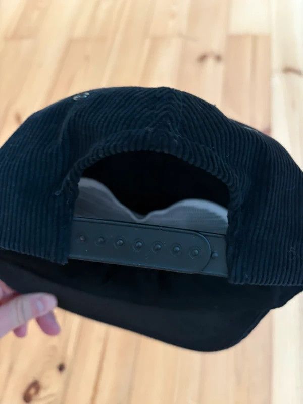 Marlboro NWT very rare 90s Marlboro Formula 1 black corduroy snapback Size ONE SIZE - 7 Thumbnail
