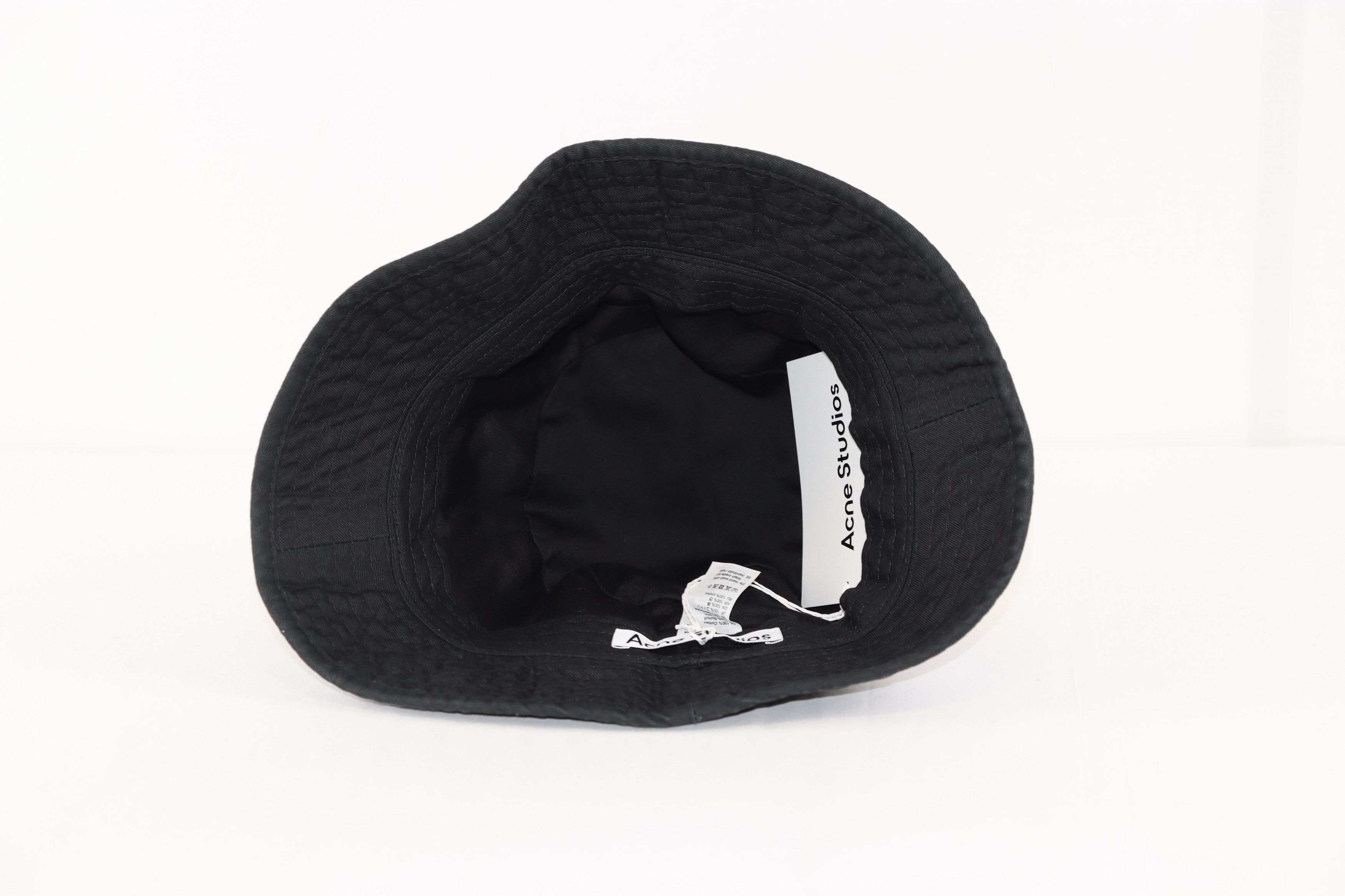 Acne Studios o1rshd1 Size: OS / Hat in Black Size ONE SIZE - 4 Thumbnail
