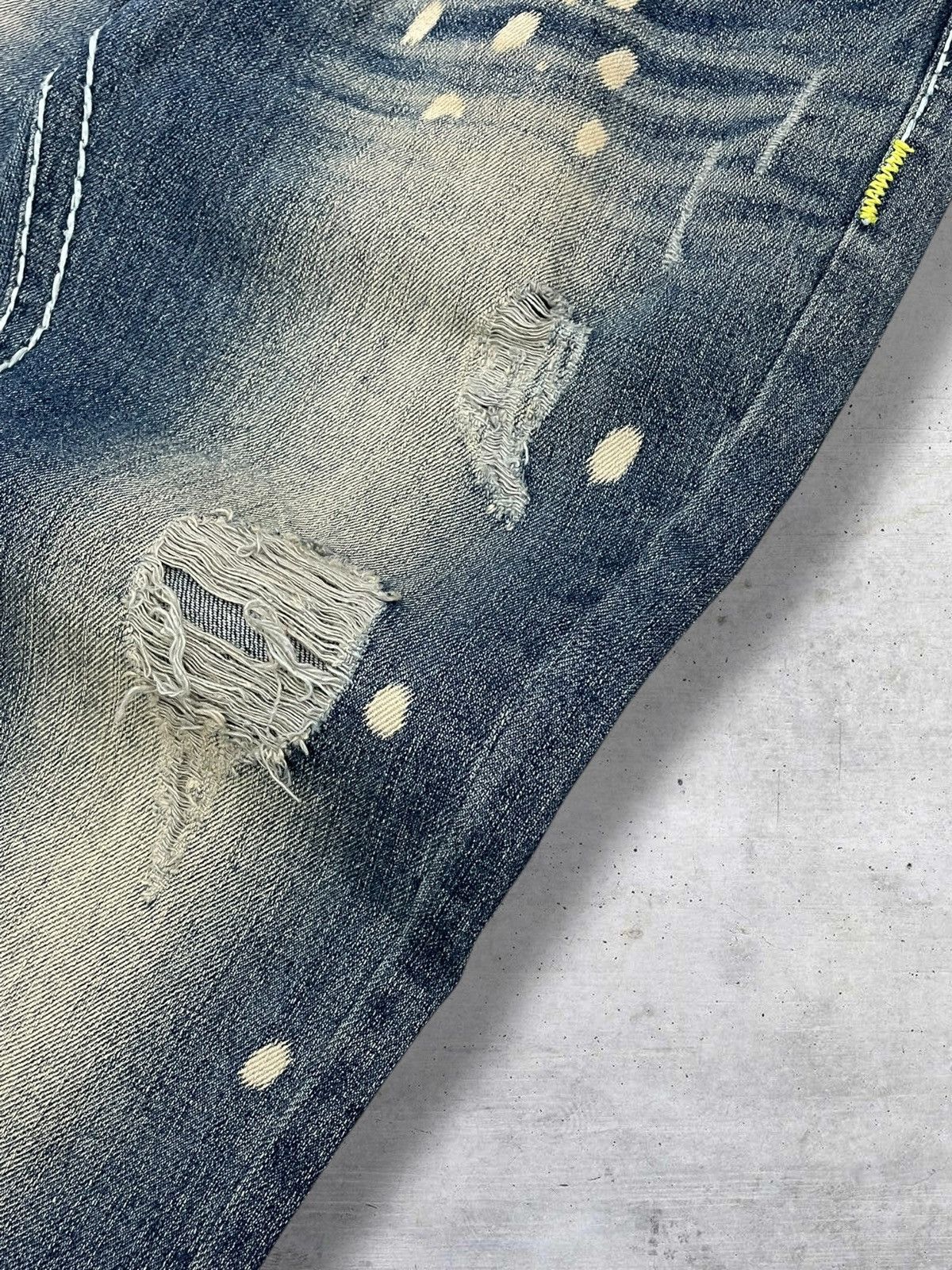 Tornado Mart WHITE METEOR 1990S JAPAN DESIGNER FLARED DISTRESSED DENIM Size US 32 / EU 48 - 8 Thumbnail