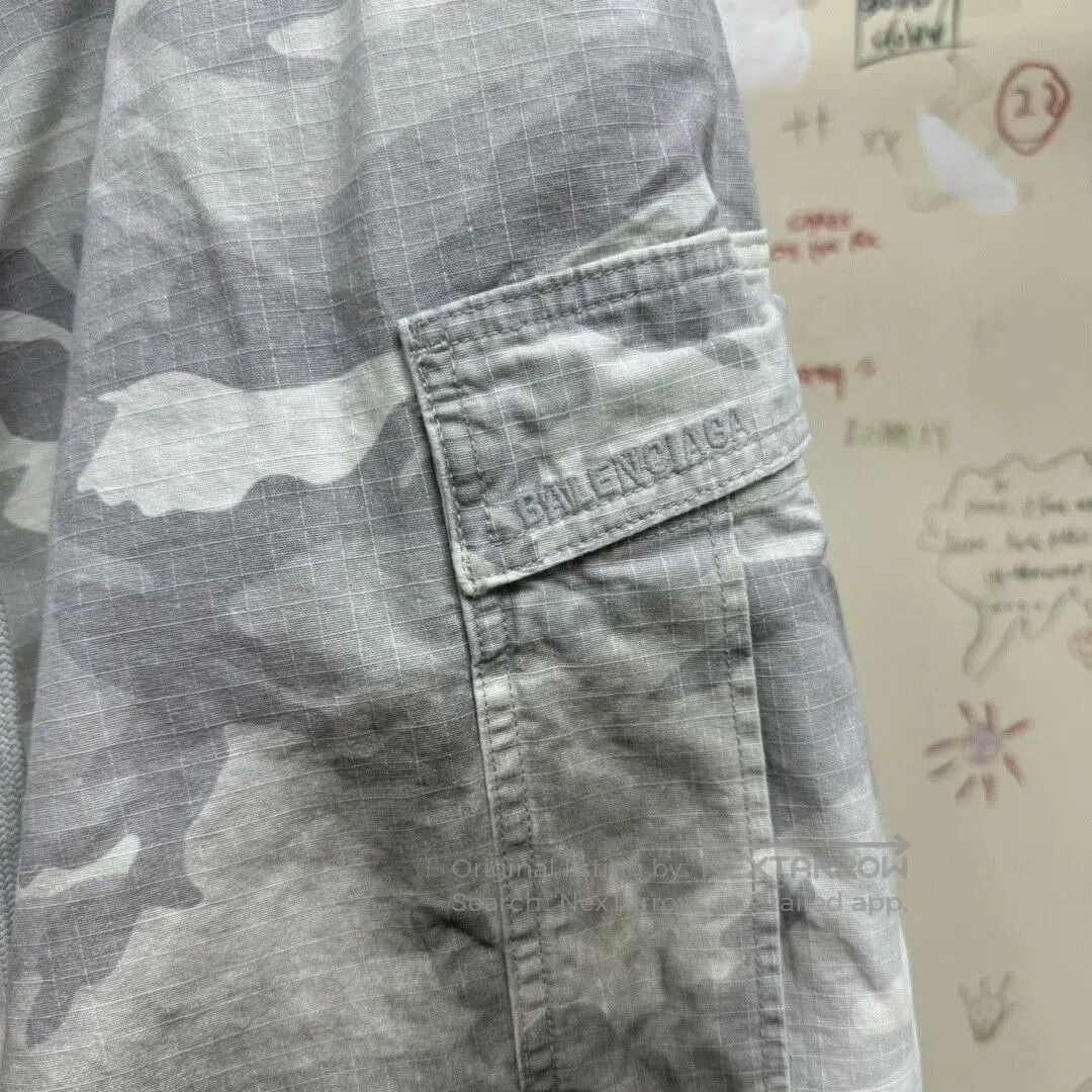 Balenciaga Balenciaga 24ss Camouflage Cargo Shorts. Size US 36 / EU 52 - 5 Thumbnail