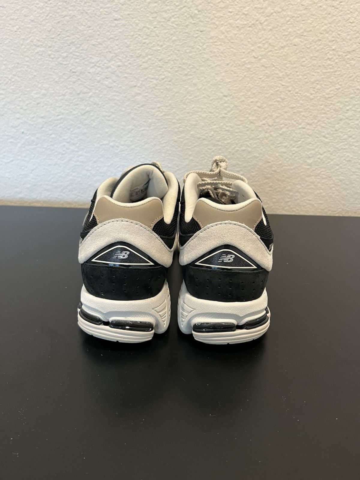 New Balance New balance 2002r black beige Size US 9.5 / EU 42-43 - 7 Thumbnail