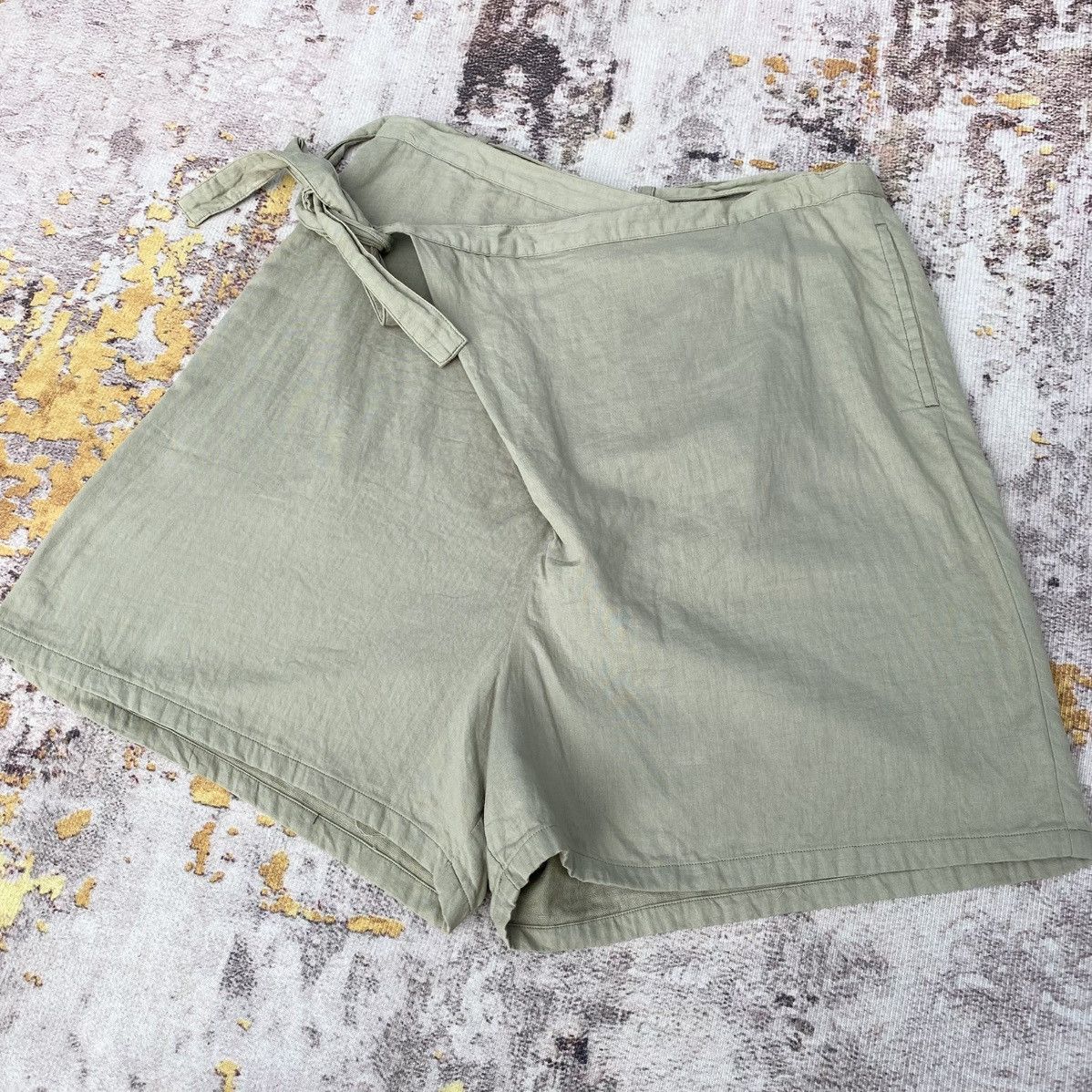 Sunao Kuwahara Sunaokuwahara Issey Miyake Short Pants Japan Designer Size 28" / US 6 / IT 42 - 3 Thumbnail
